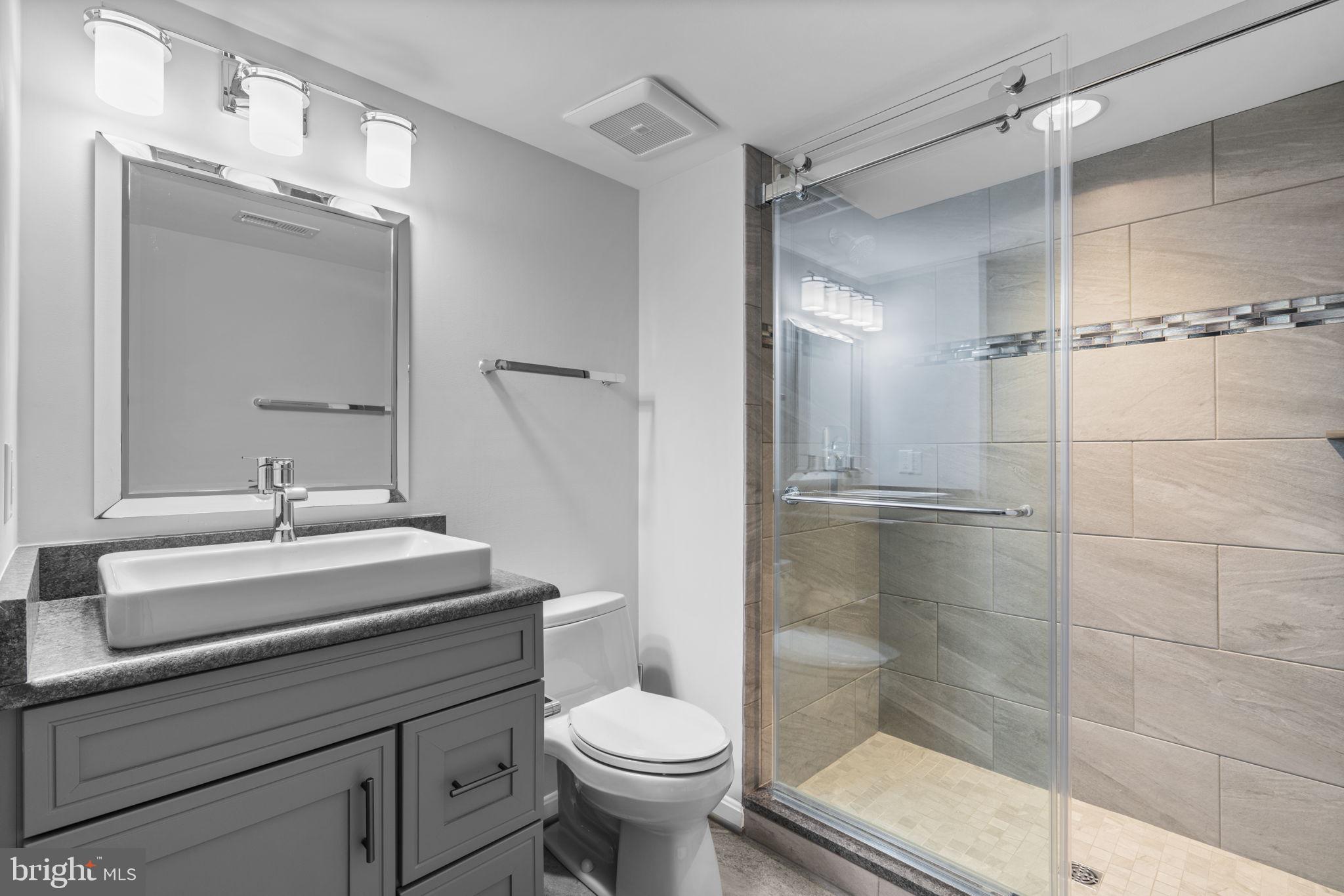 VILLAGE OF HICKORY RIDGE - Residential