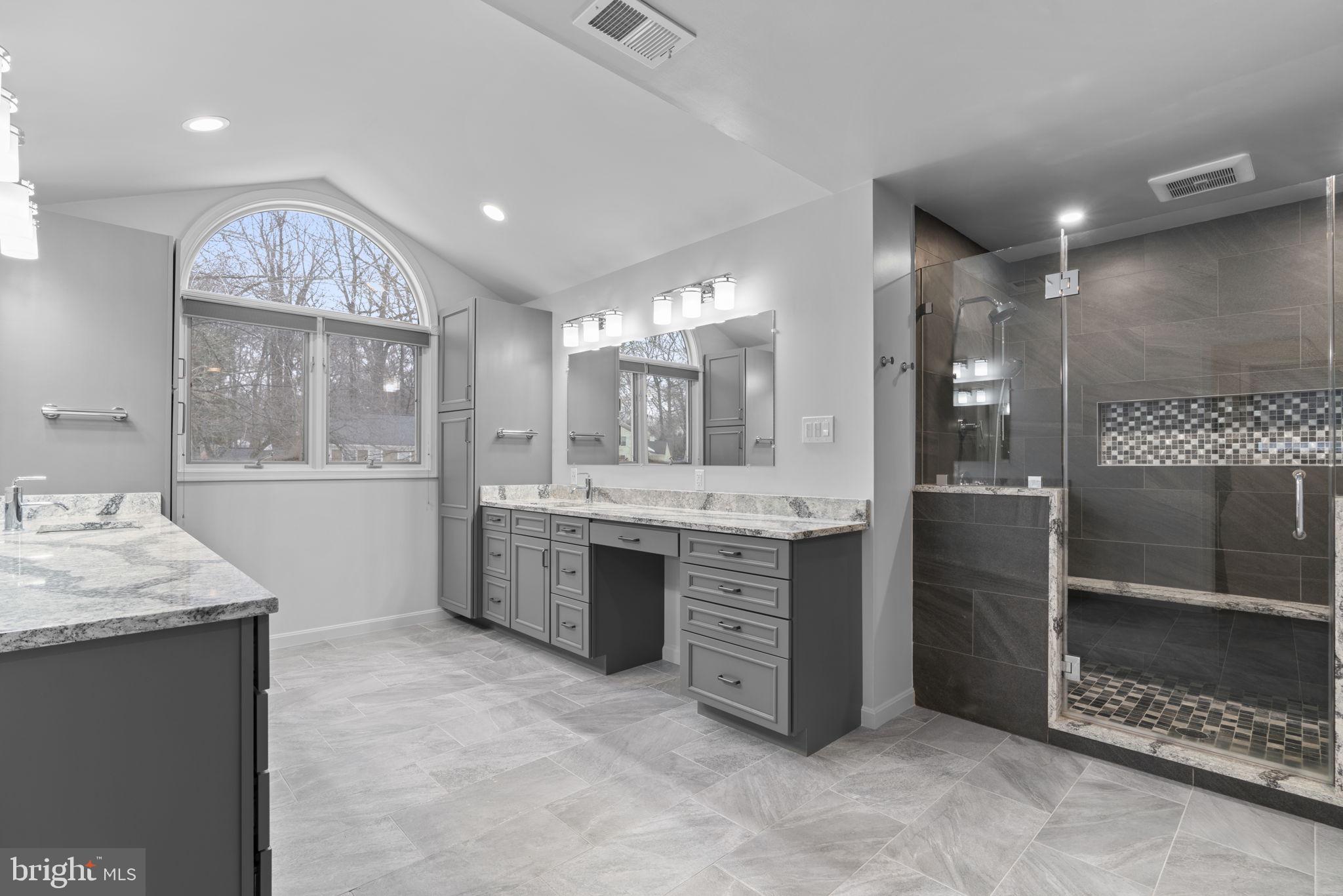 VILLAGE OF HICKORY RIDGE - Residential