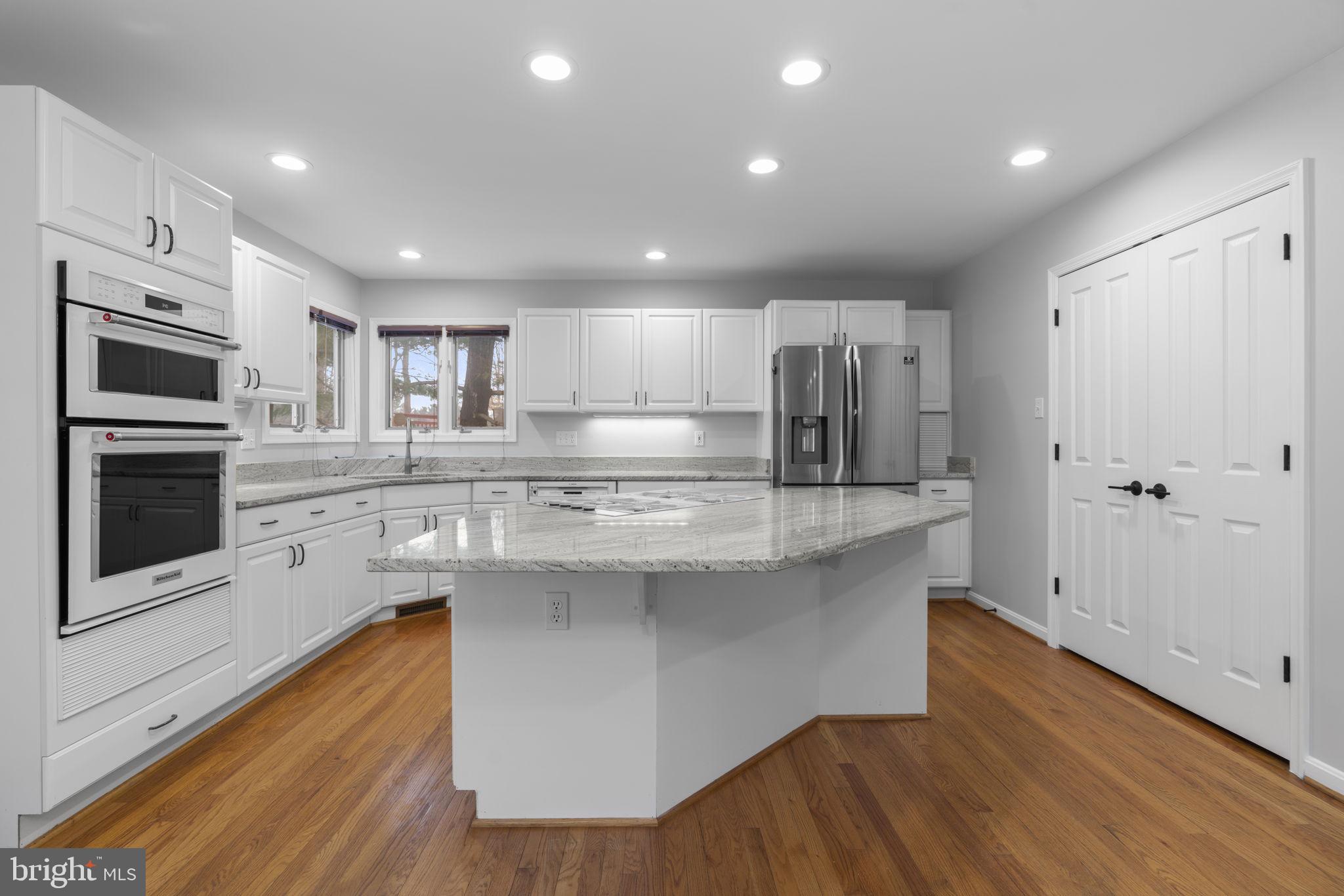 VILLAGE OF HICKORY RIDGE - Residential