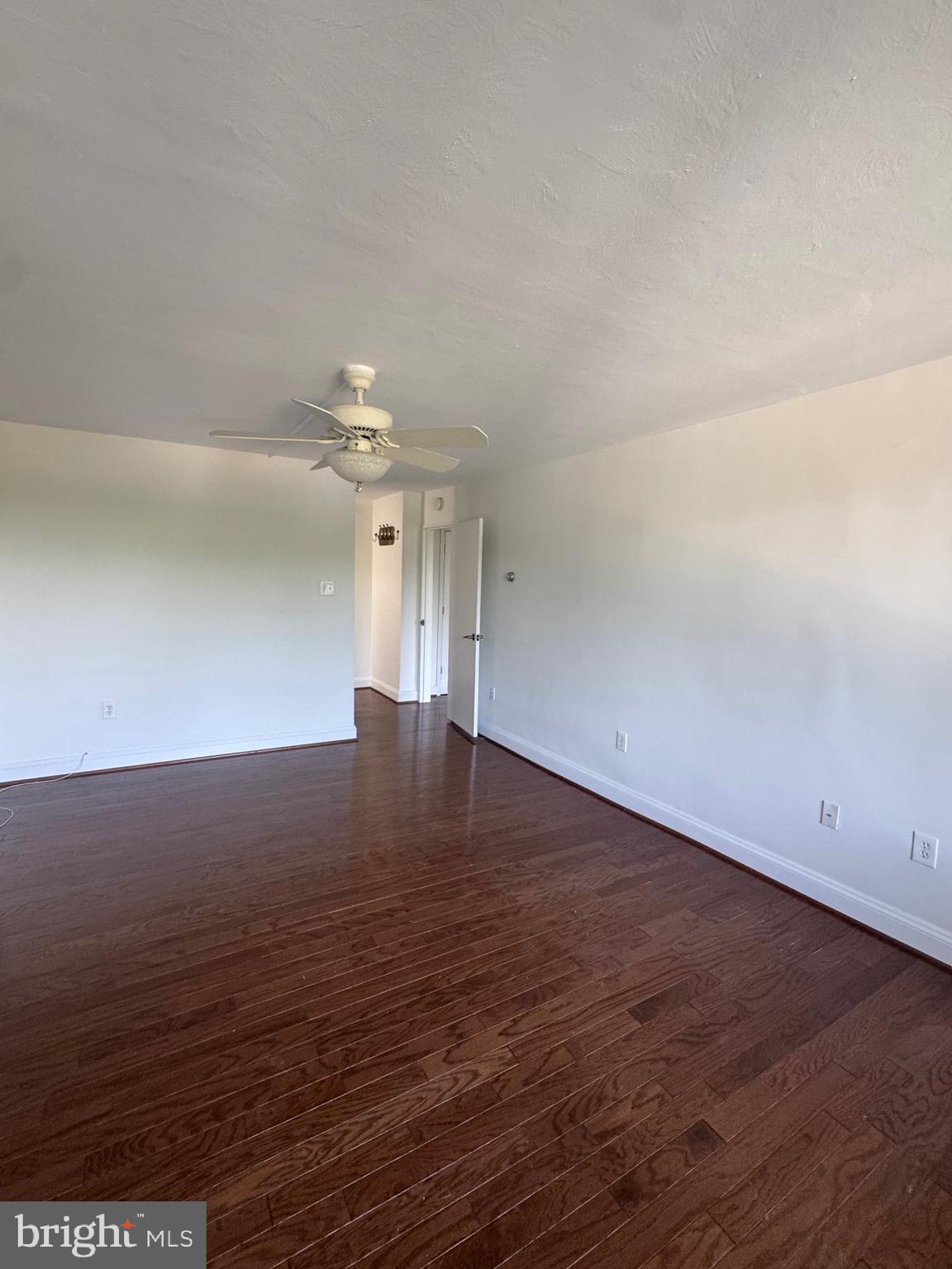 SUTTON TERRACE - Residential