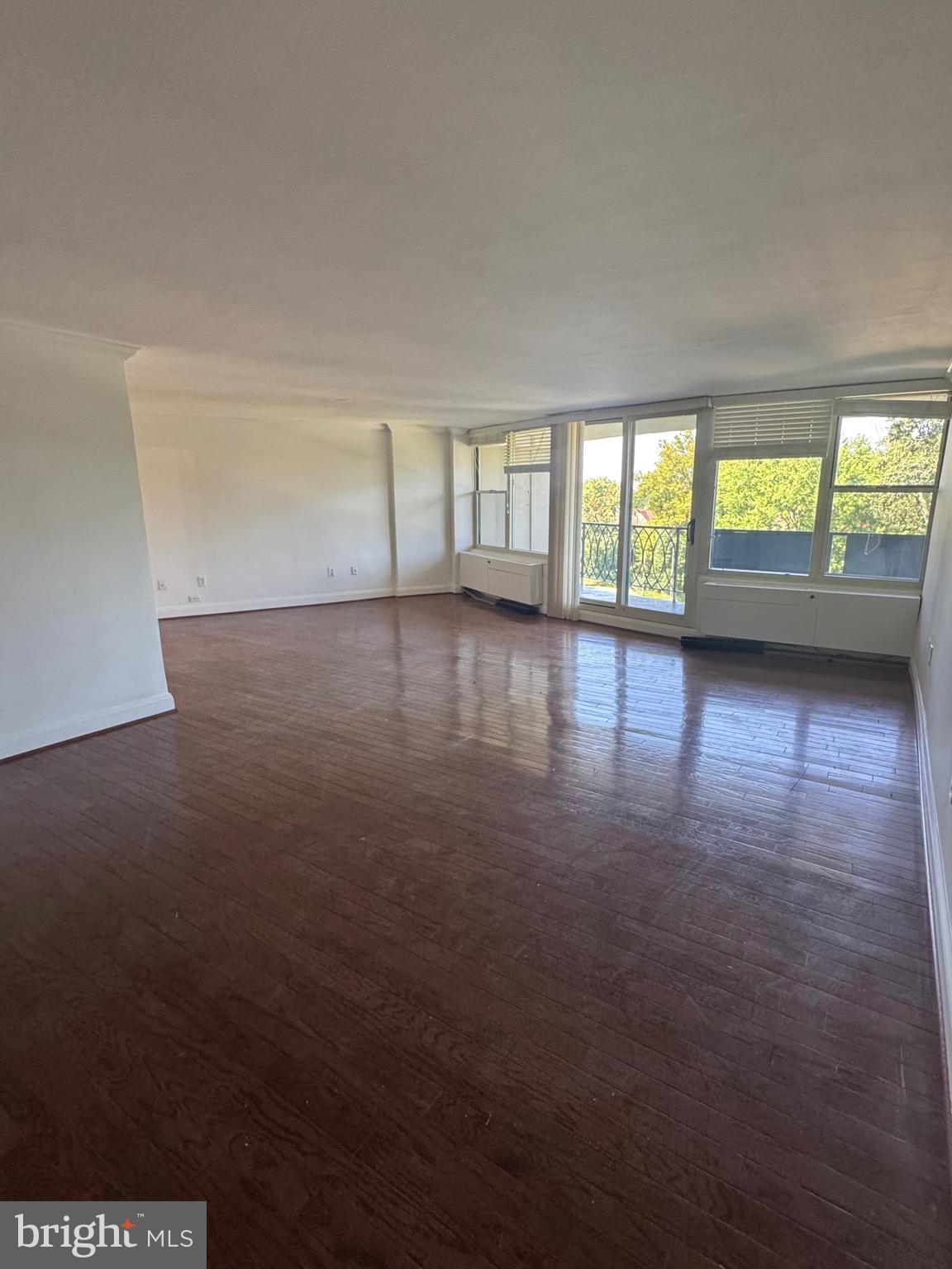 SUTTON TERRACE - Residential