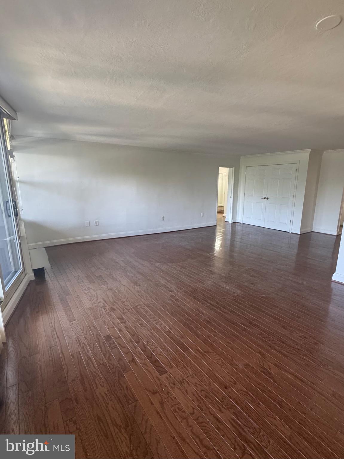 SUTTON TERRACE - Residential