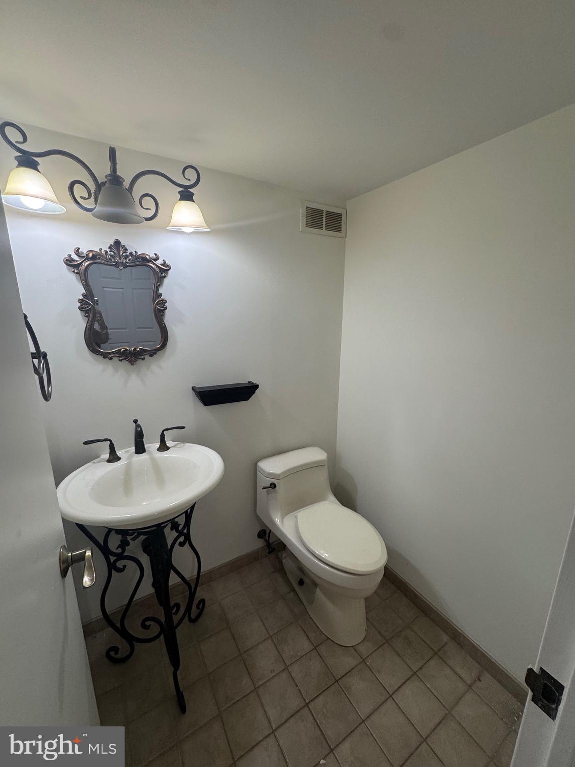 SUTTON TERRACE - Residential