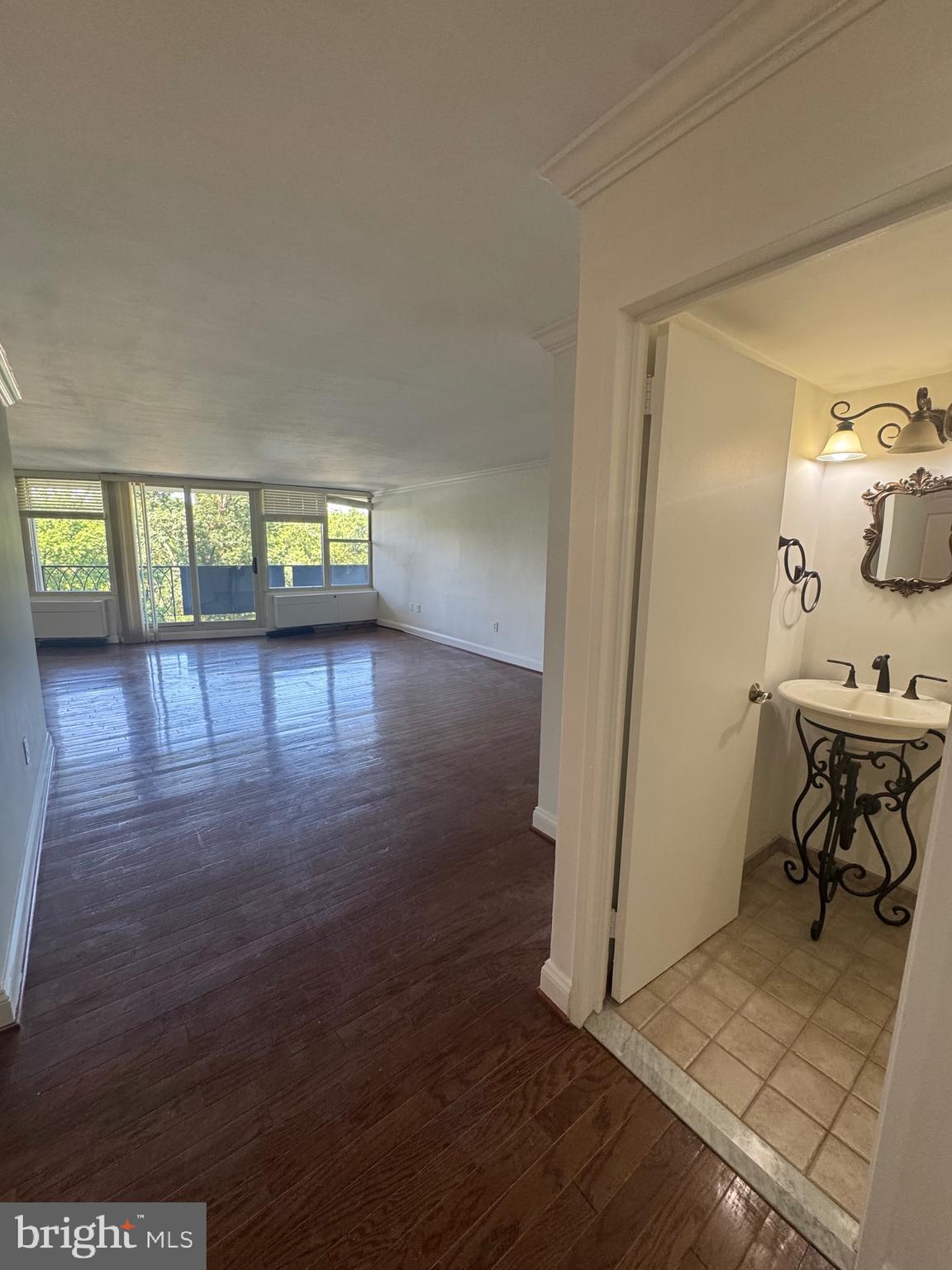 SUTTON TERRACE - Residential