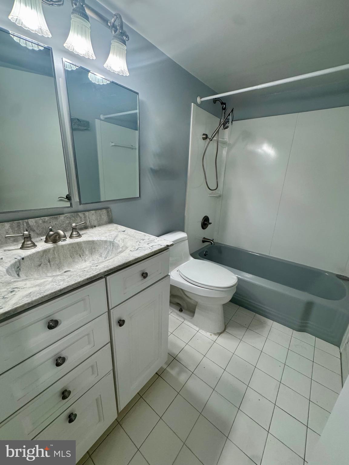 SUTTON TERRACE - Residential