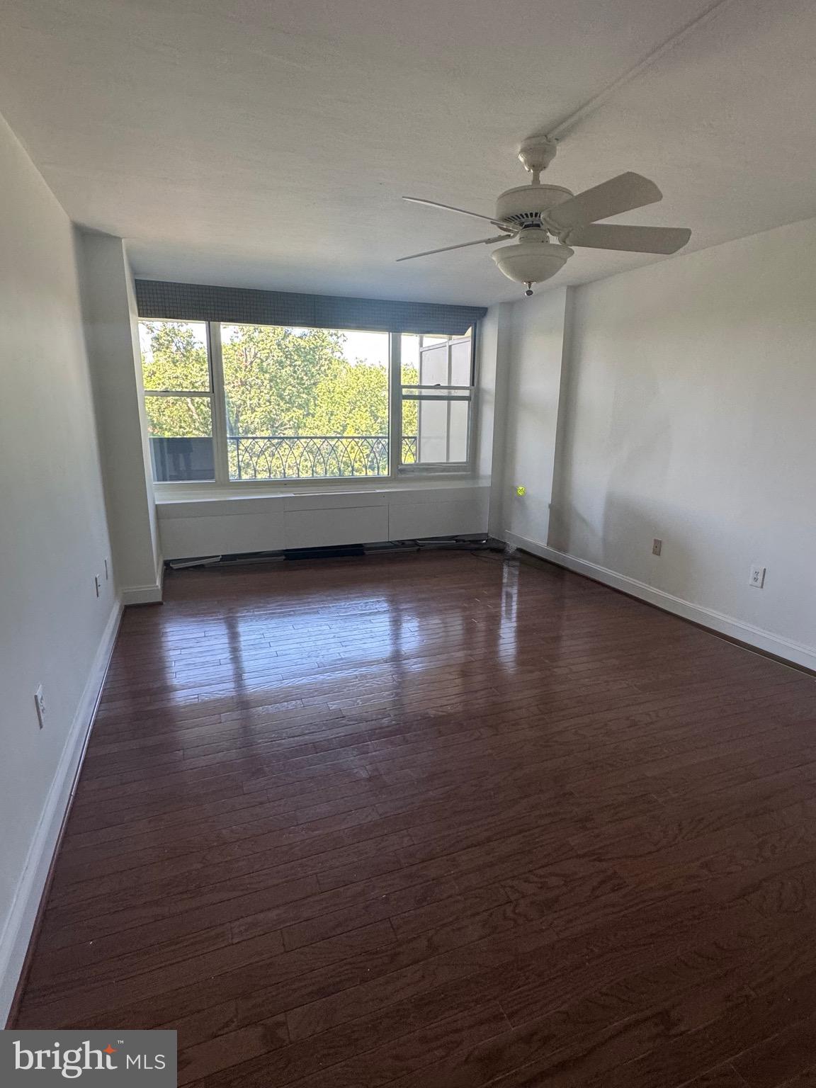 SUTTON TERRACE - Residential