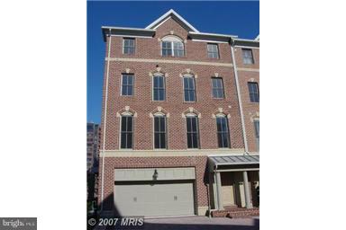 THE MOORINGS AT LIGHTHOUSE POINT - Residential Lease