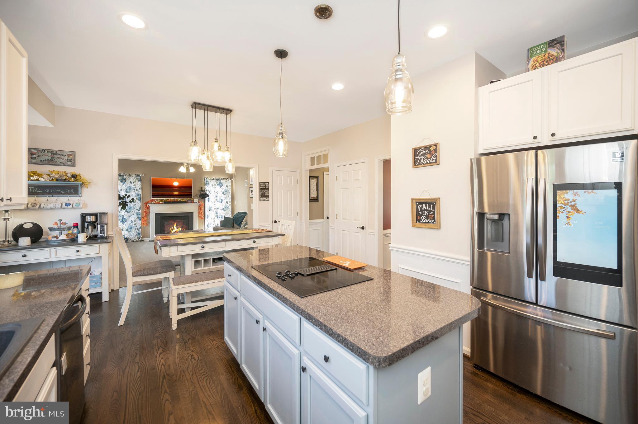 RIVER CLUB - Residential