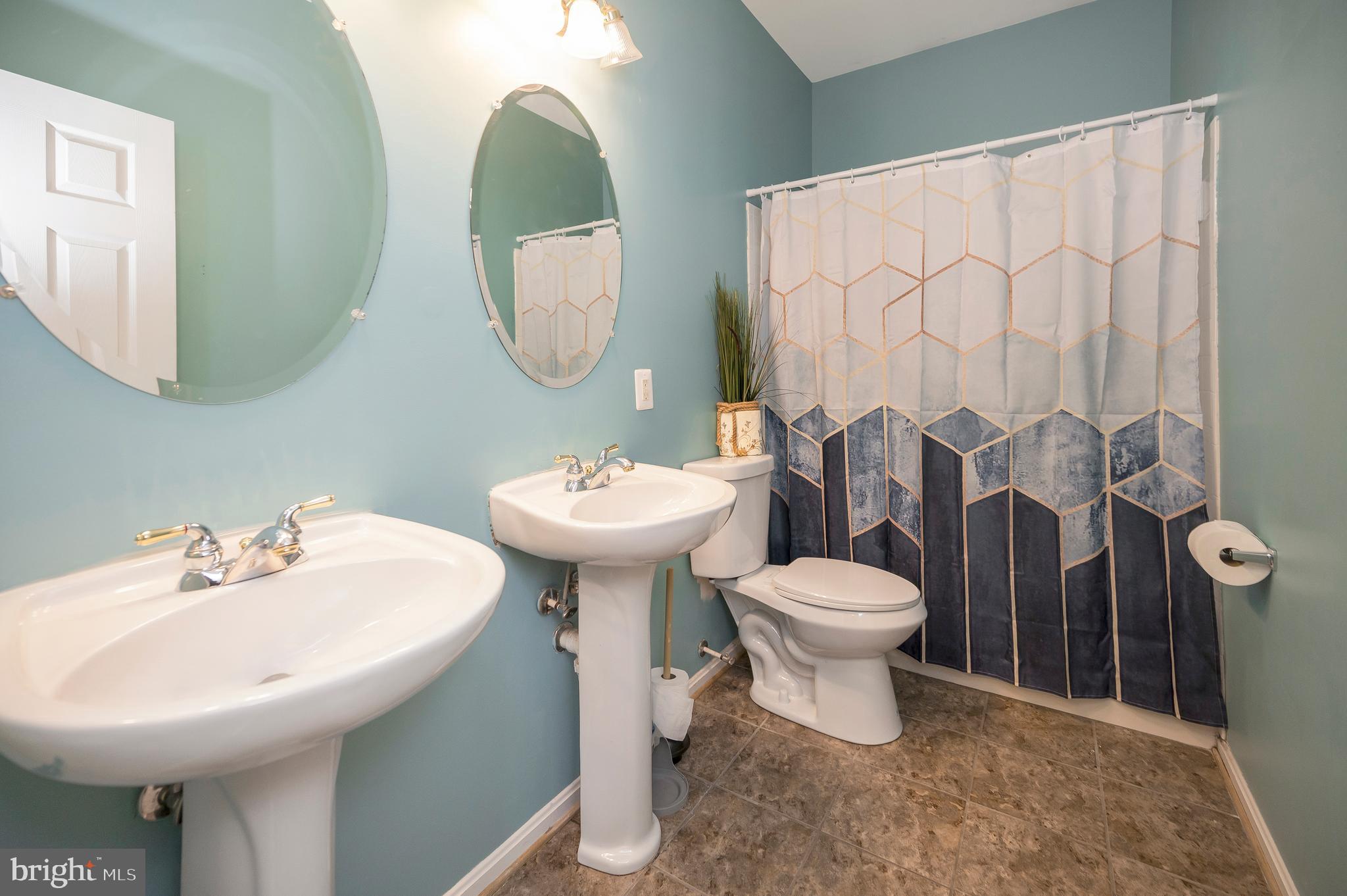 RIVER CLUB - Residential