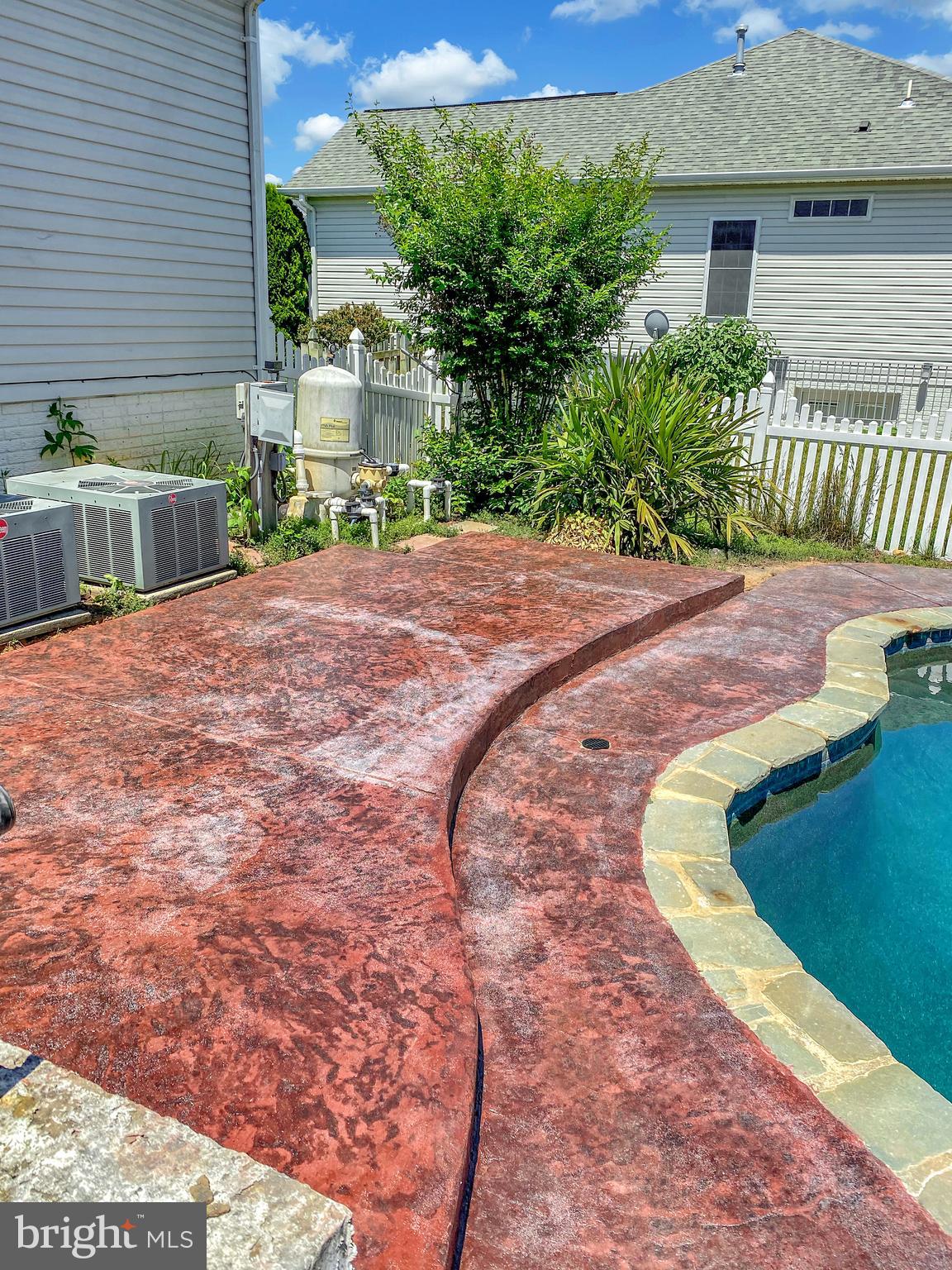 RIVER CLUB - Residential