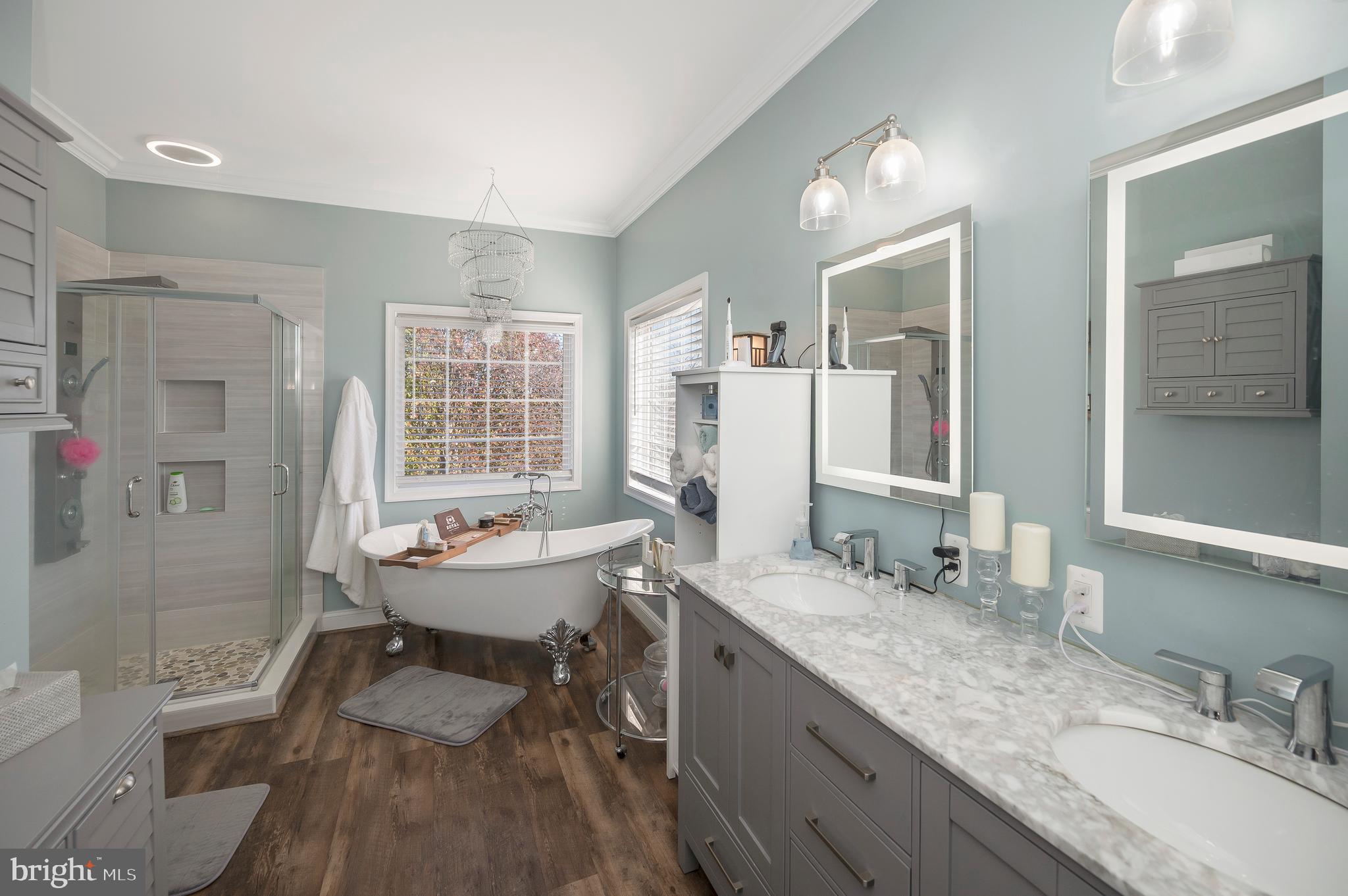 RIVER CLUB - Residential