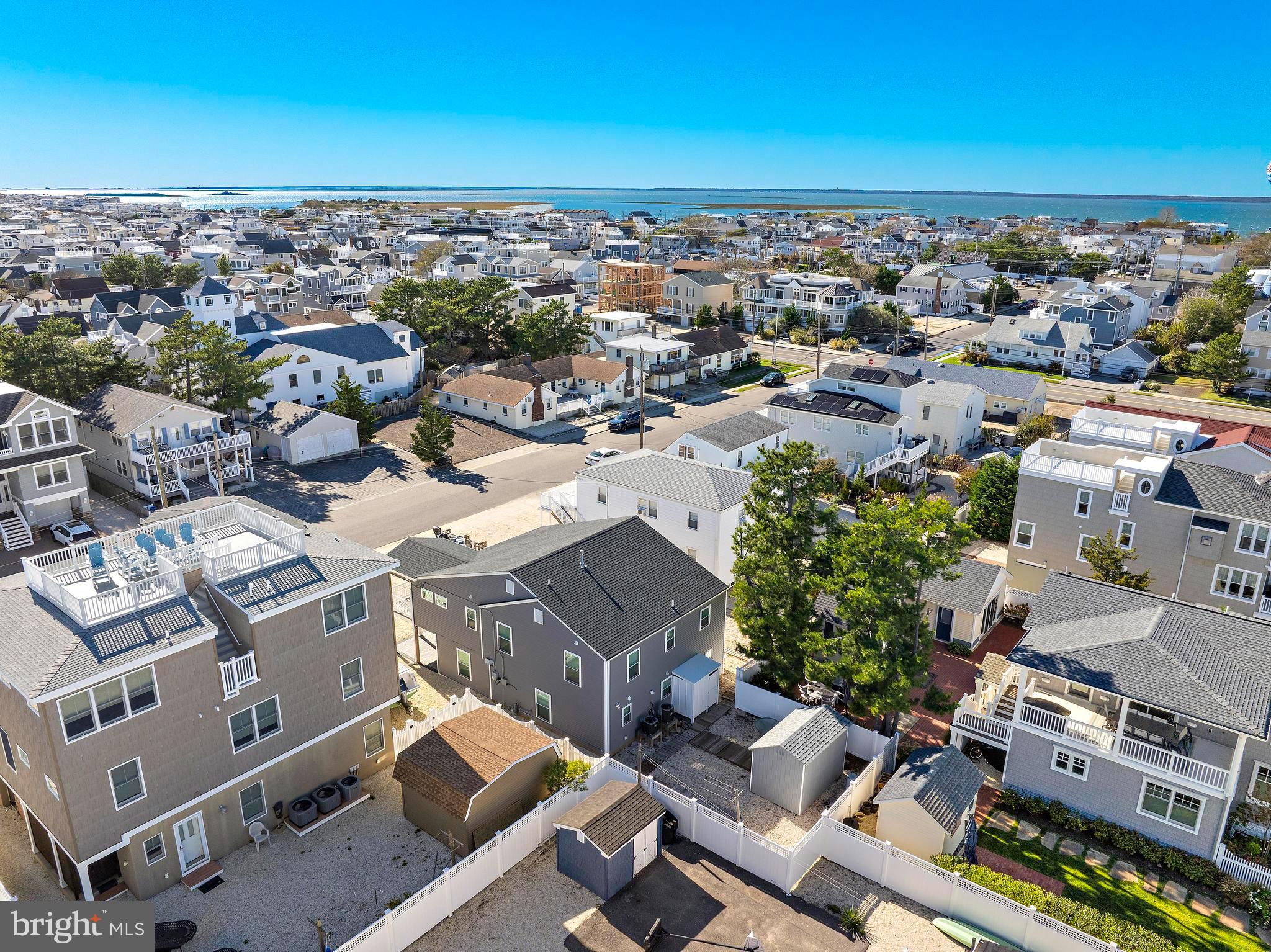 119 E PENNSYLVANIA AVENUE