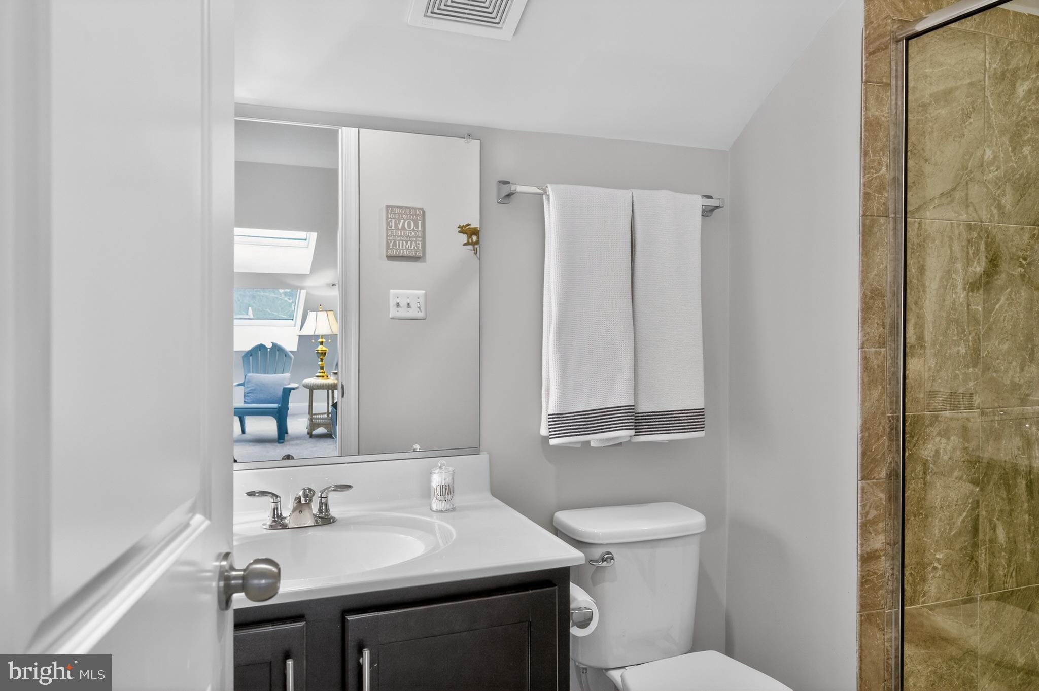 VILLAGE GREENS - Residential