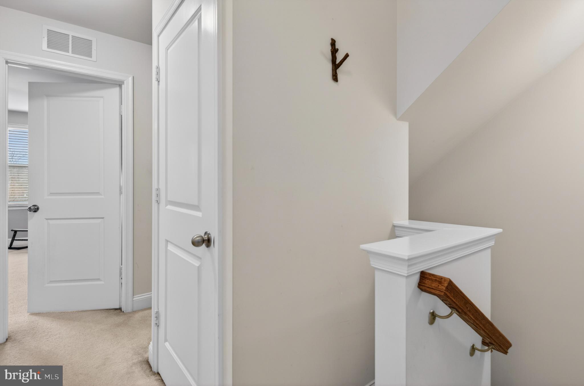 VILLAGE GREENS - Residential