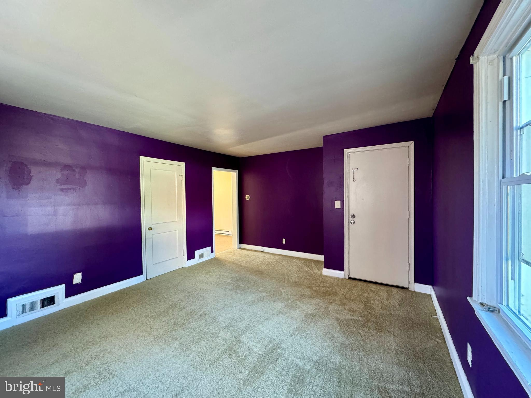 HAMILTON HILLS - Residential Lease