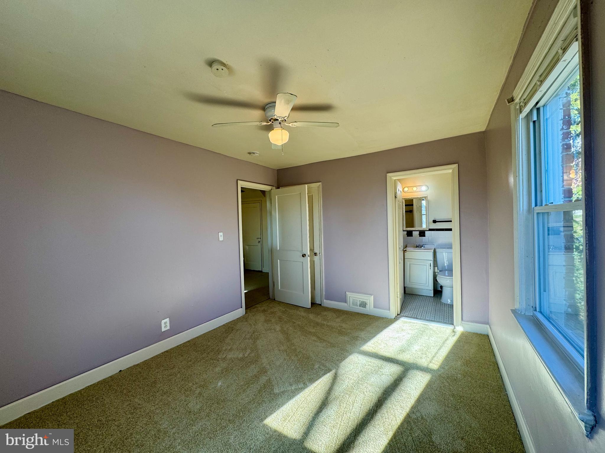 HAMILTON HILLS - Residential Lease