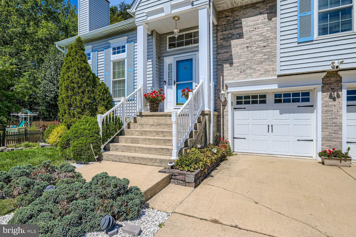 416 ARROW WOOD COURT