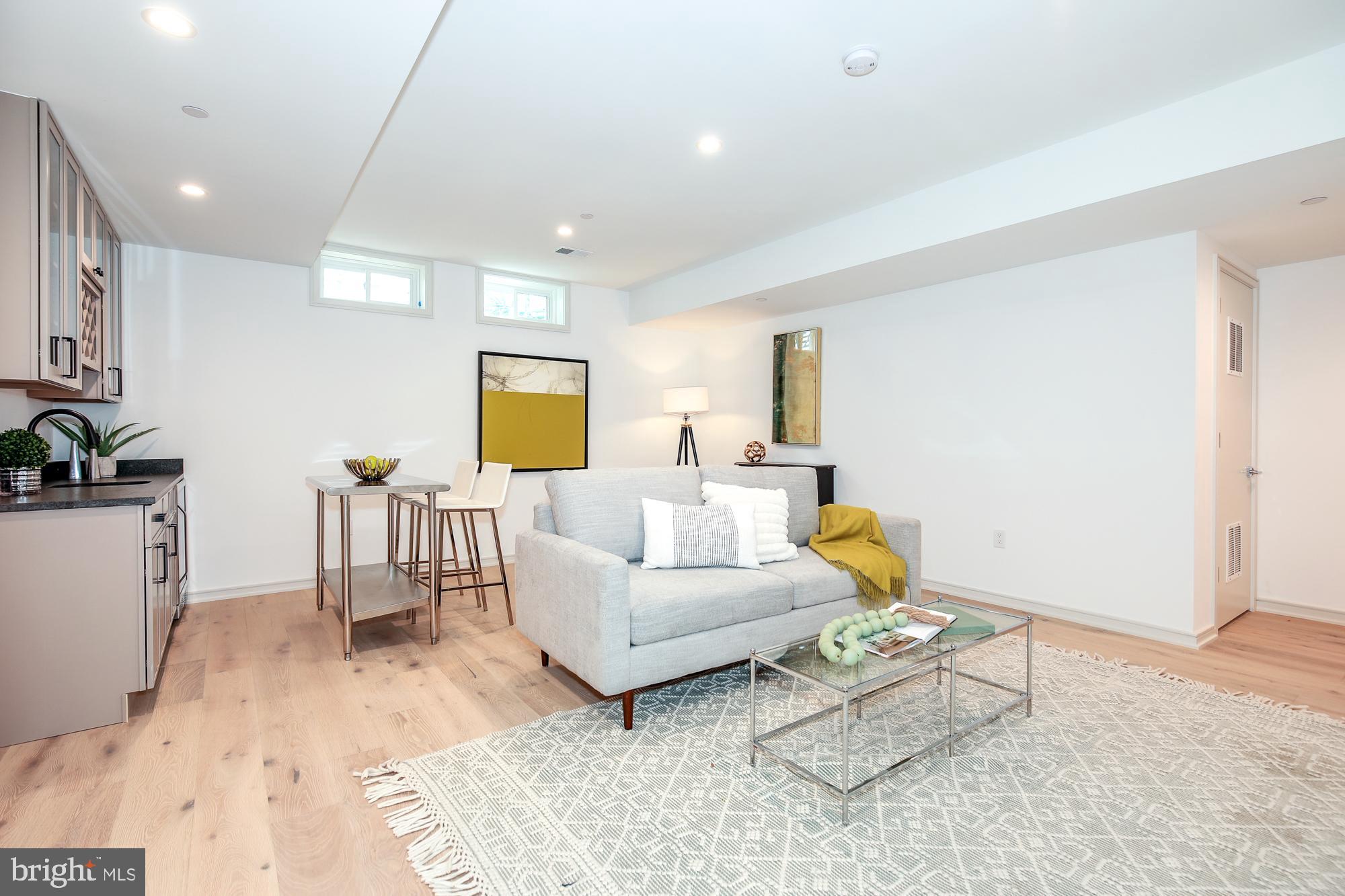 GLEN ECHO HEIGHTS - Residential