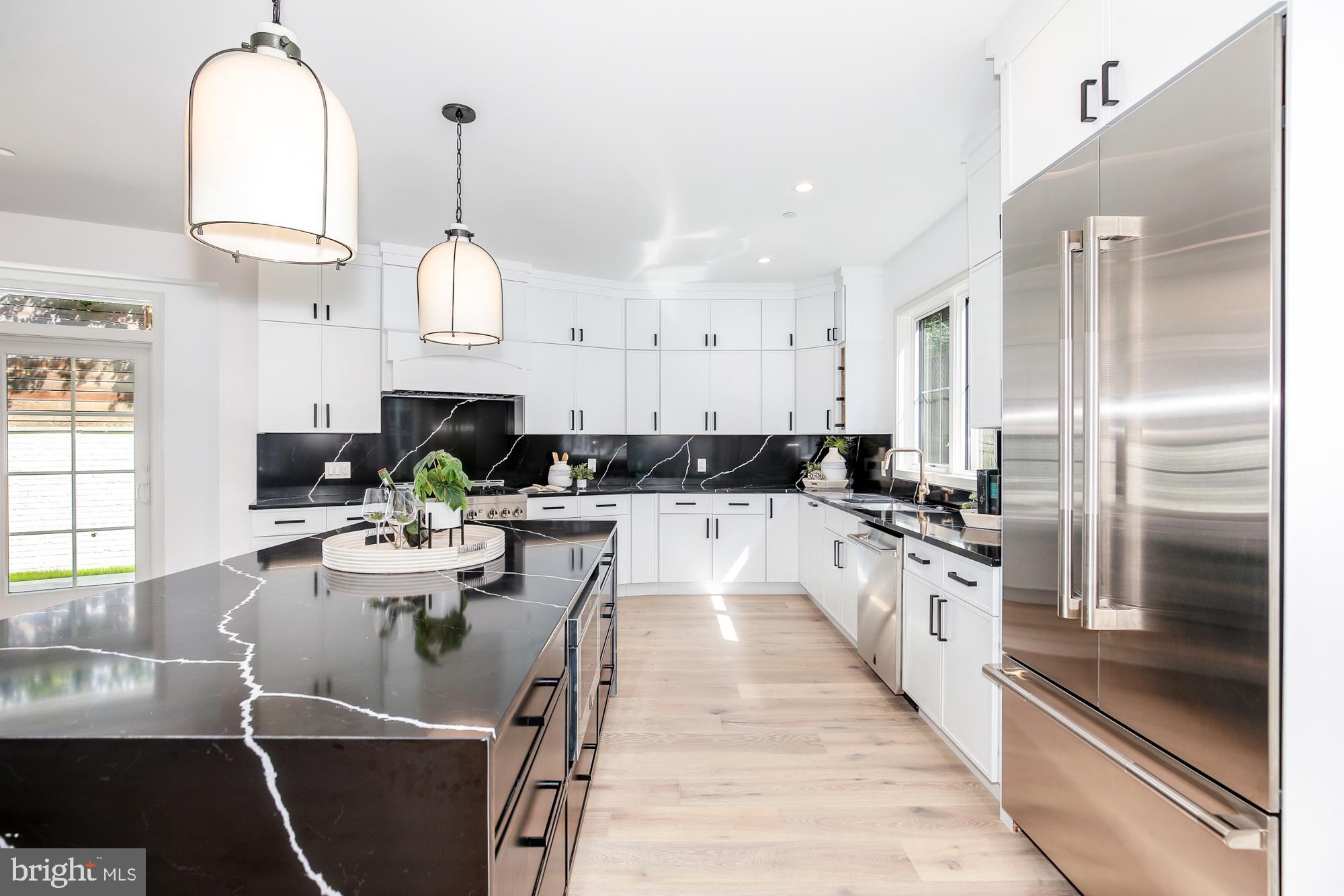 GLEN ECHO HEIGHTS - Residential