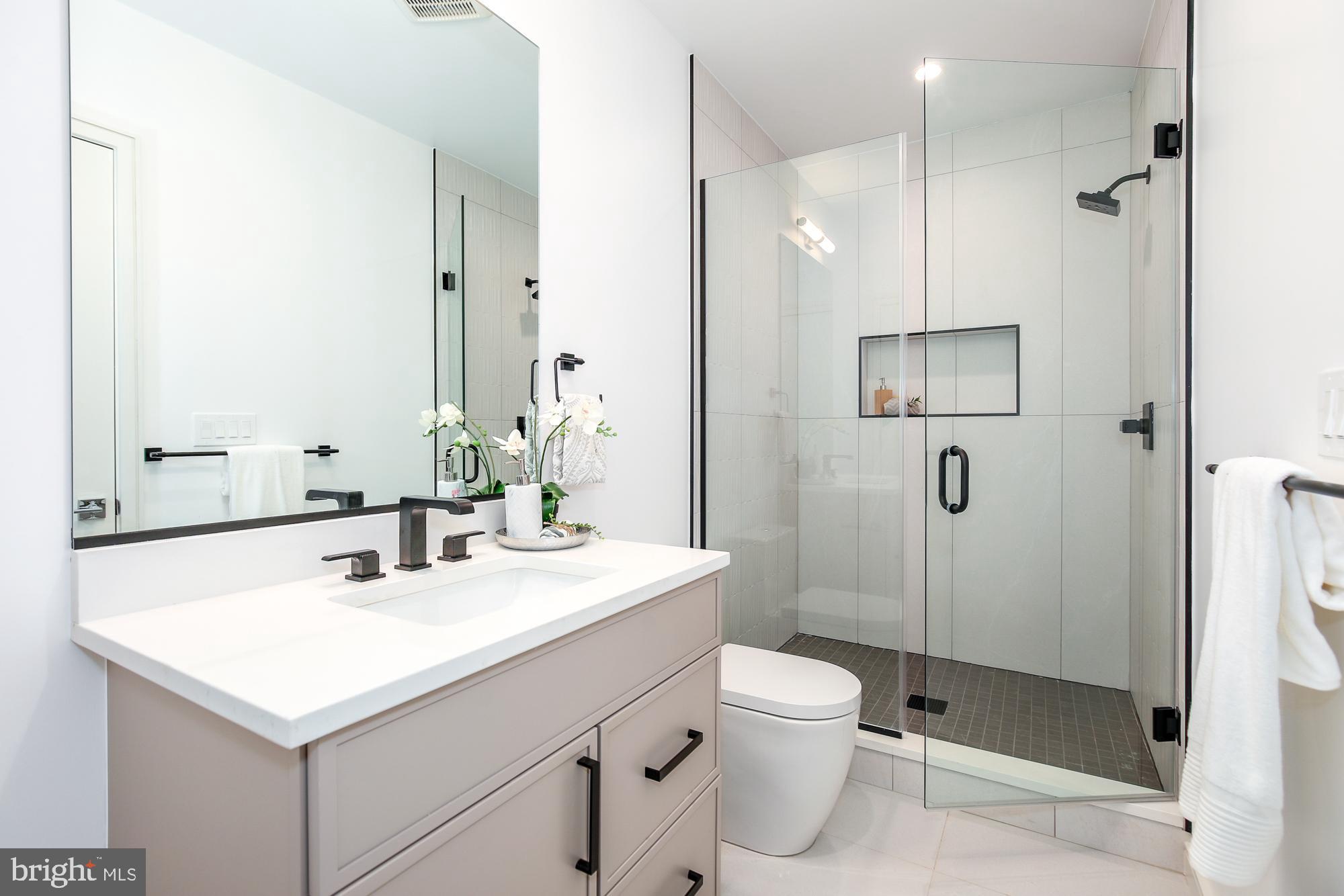 GLEN ECHO HEIGHTS - Residential