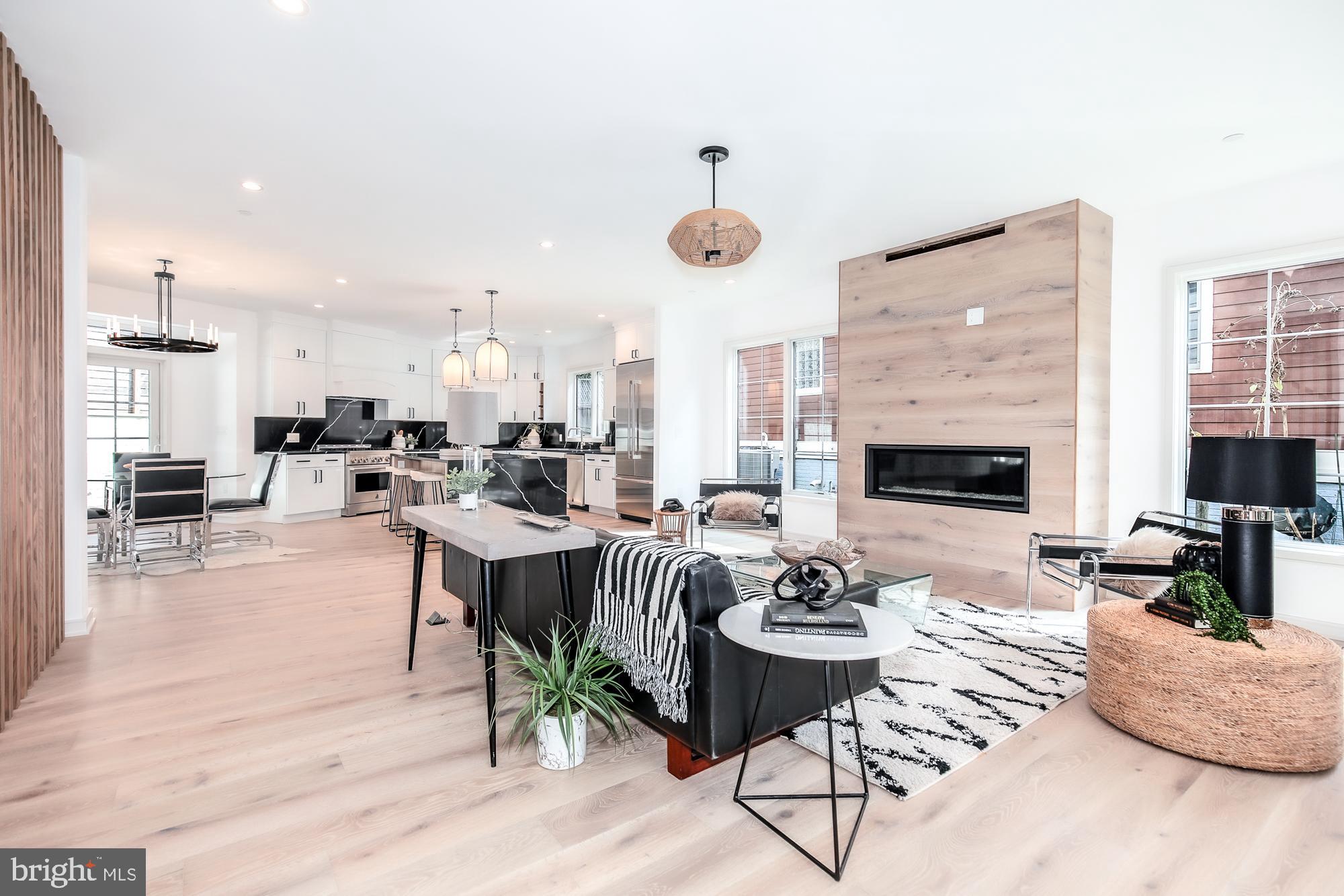 GLEN ECHO HEIGHTS - Residential