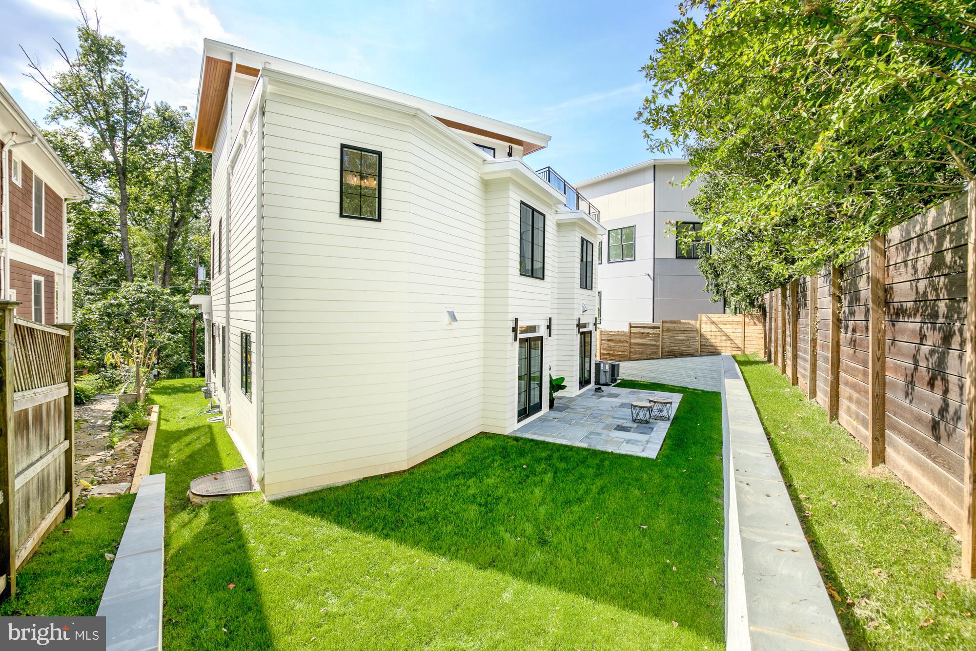 GLEN ECHO HEIGHTS - Residential