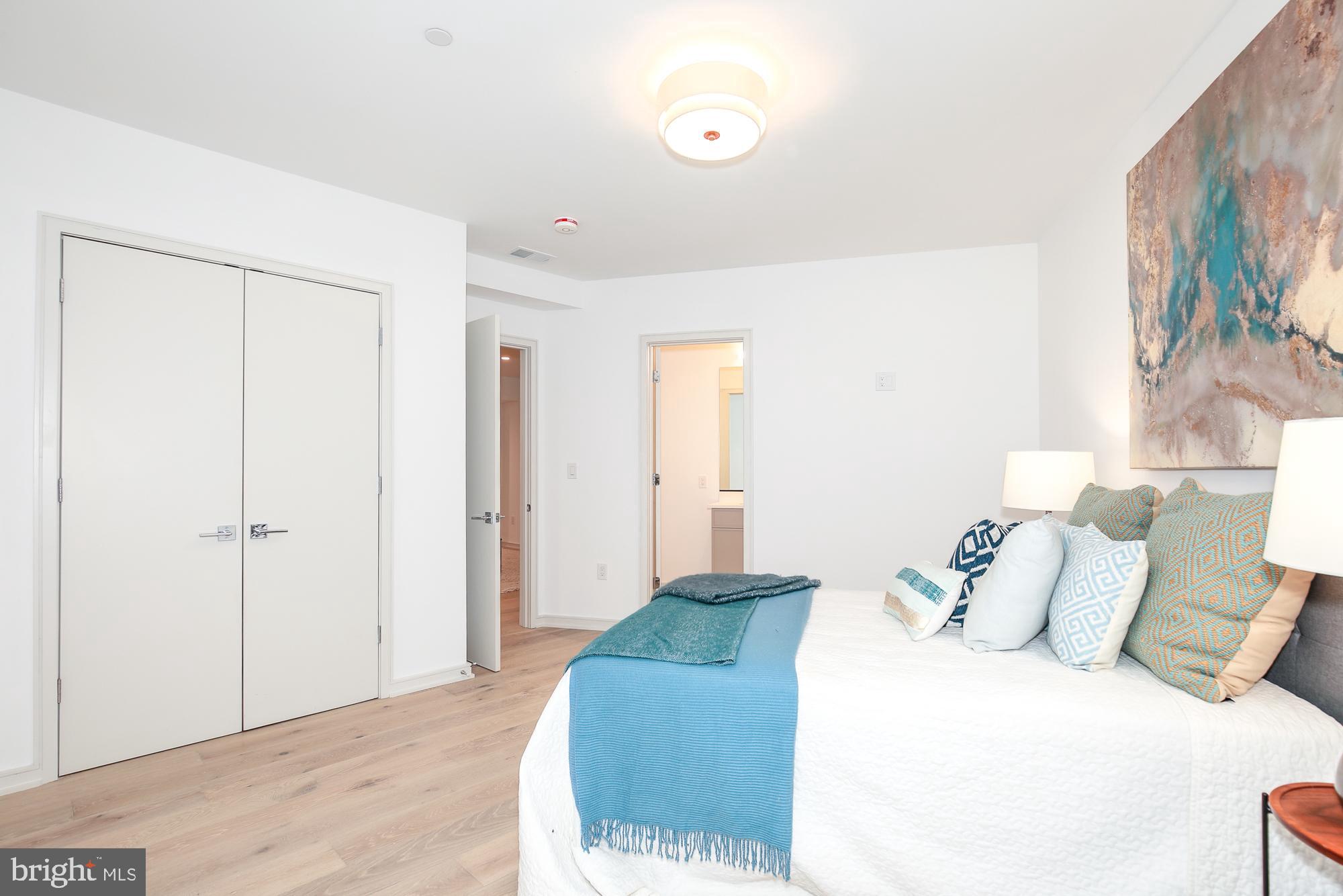 GLEN ECHO HEIGHTS - Residential