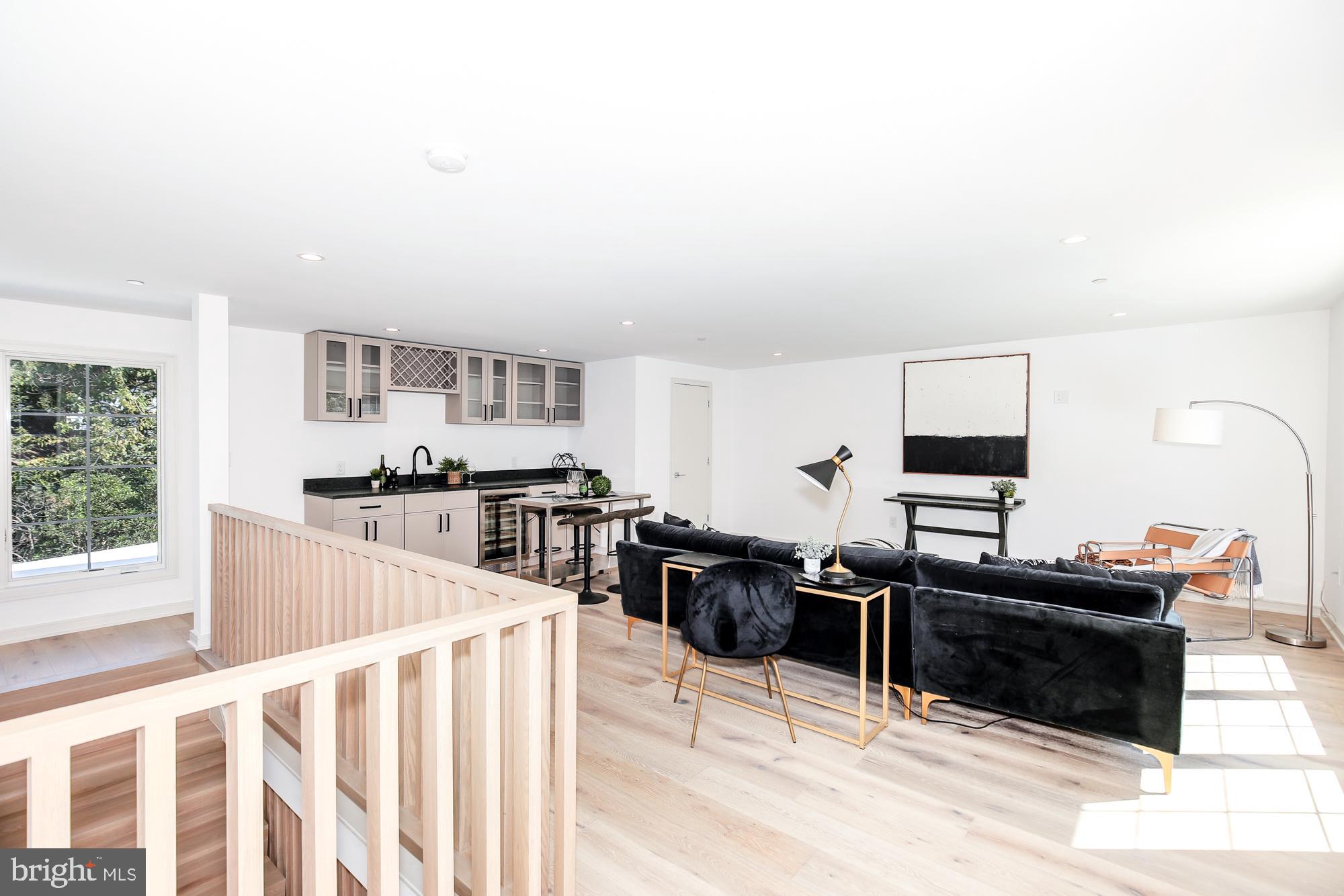 GLEN ECHO HEIGHTS - Residential