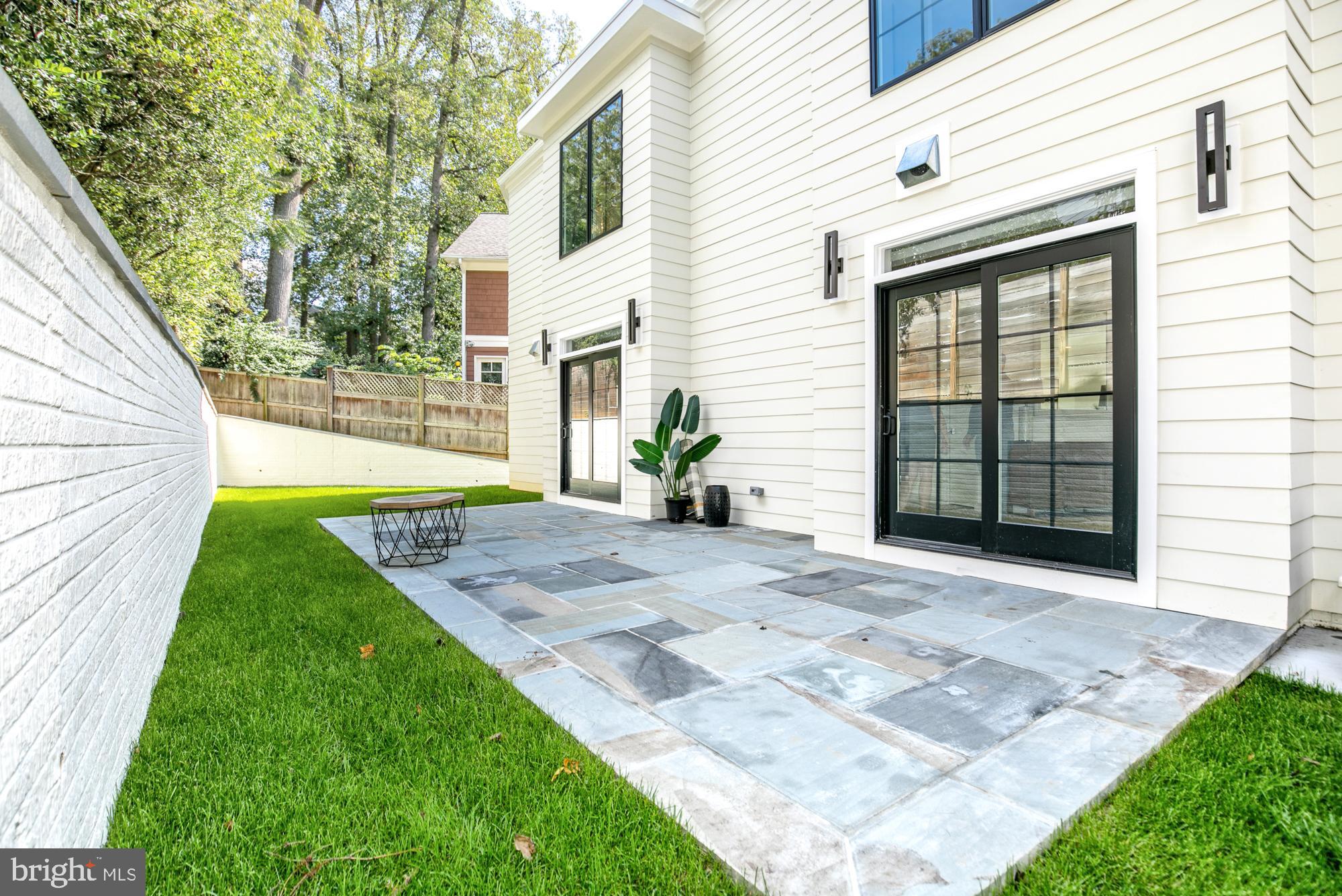 GLEN ECHO HEIGHTS - Residential