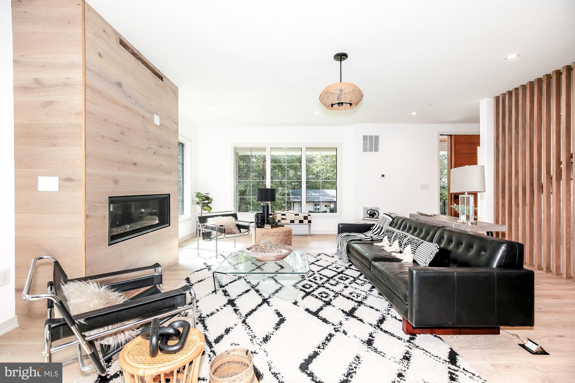 GLEN ECHO HEIGHTS - Residential