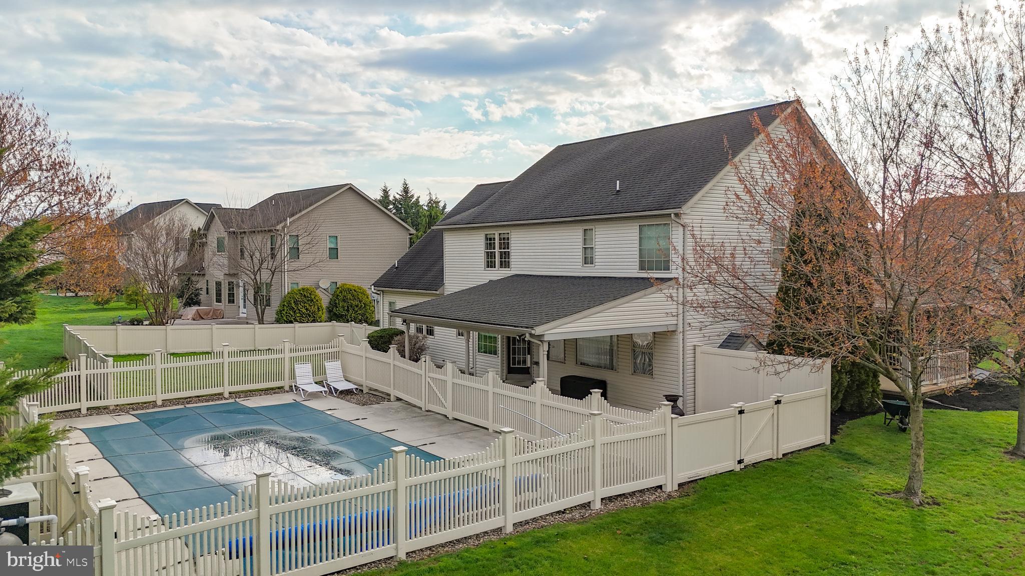 LIBERTY ESTATES - Residential