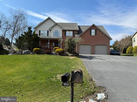 1831 BELL AVENUE CHAMBERSBURG PA 17202