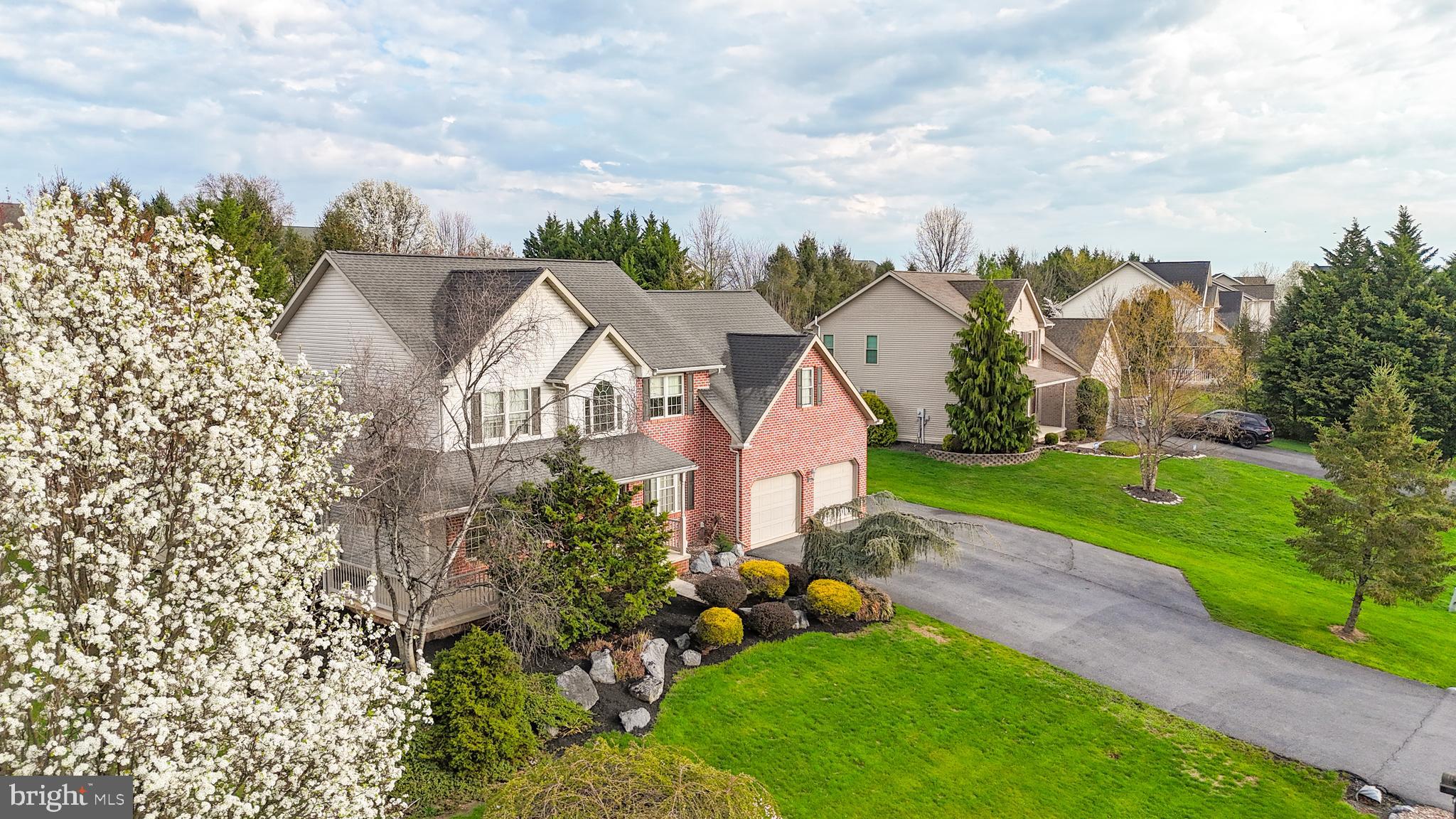 LIBERTY ESTATES - Residential