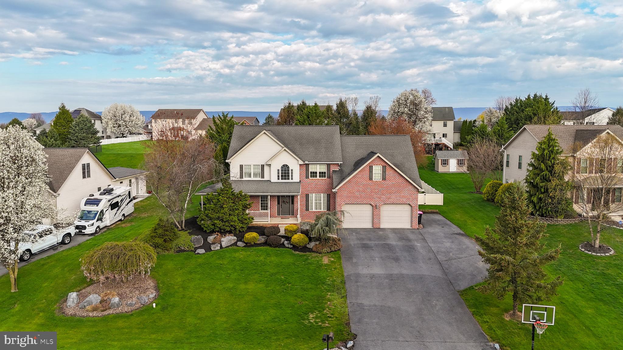 LIBERTY ESTATES - Residential