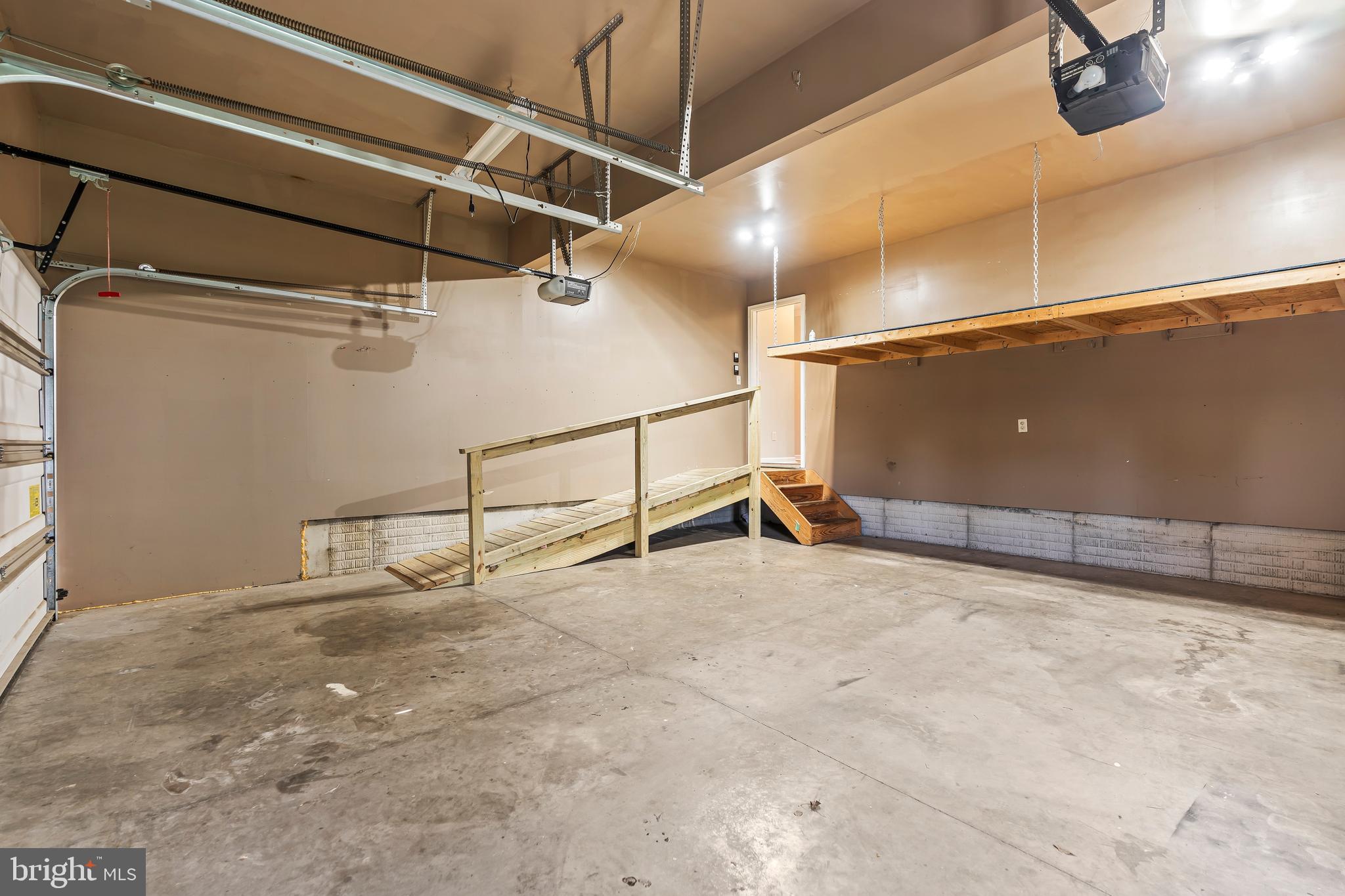 LIBERTY ESTATES - Residential