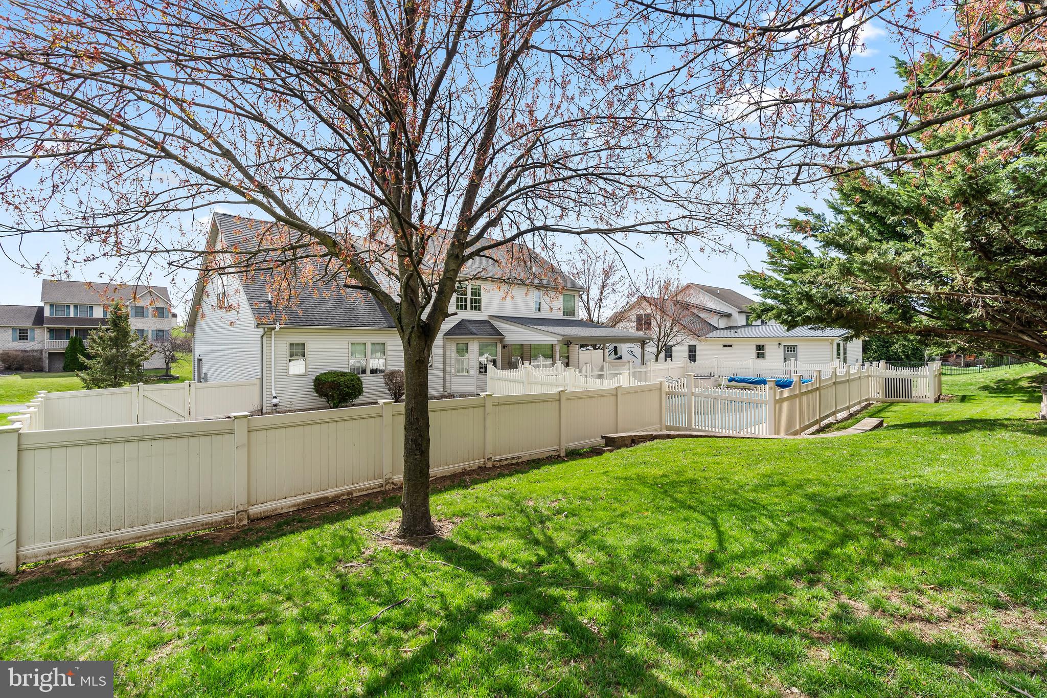 LIBERTY ESTATES - Residential