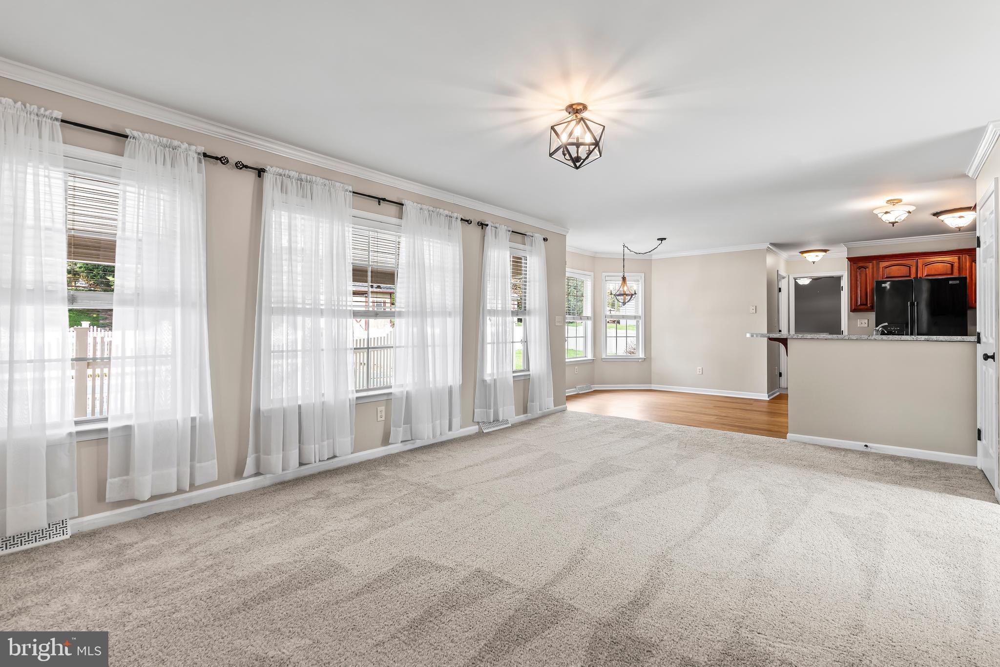 LIBERTY ESTATES - Residential