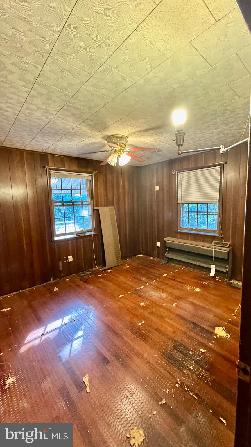 CRISIFIELD - Residential