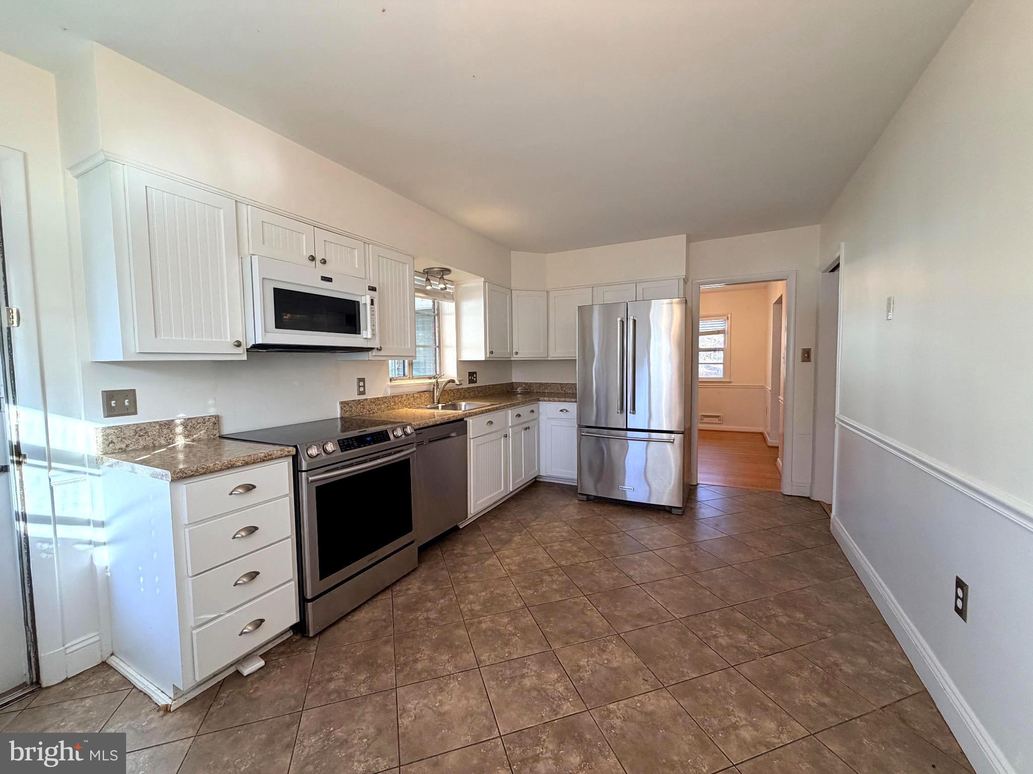 BIRCHWOOD - Residential