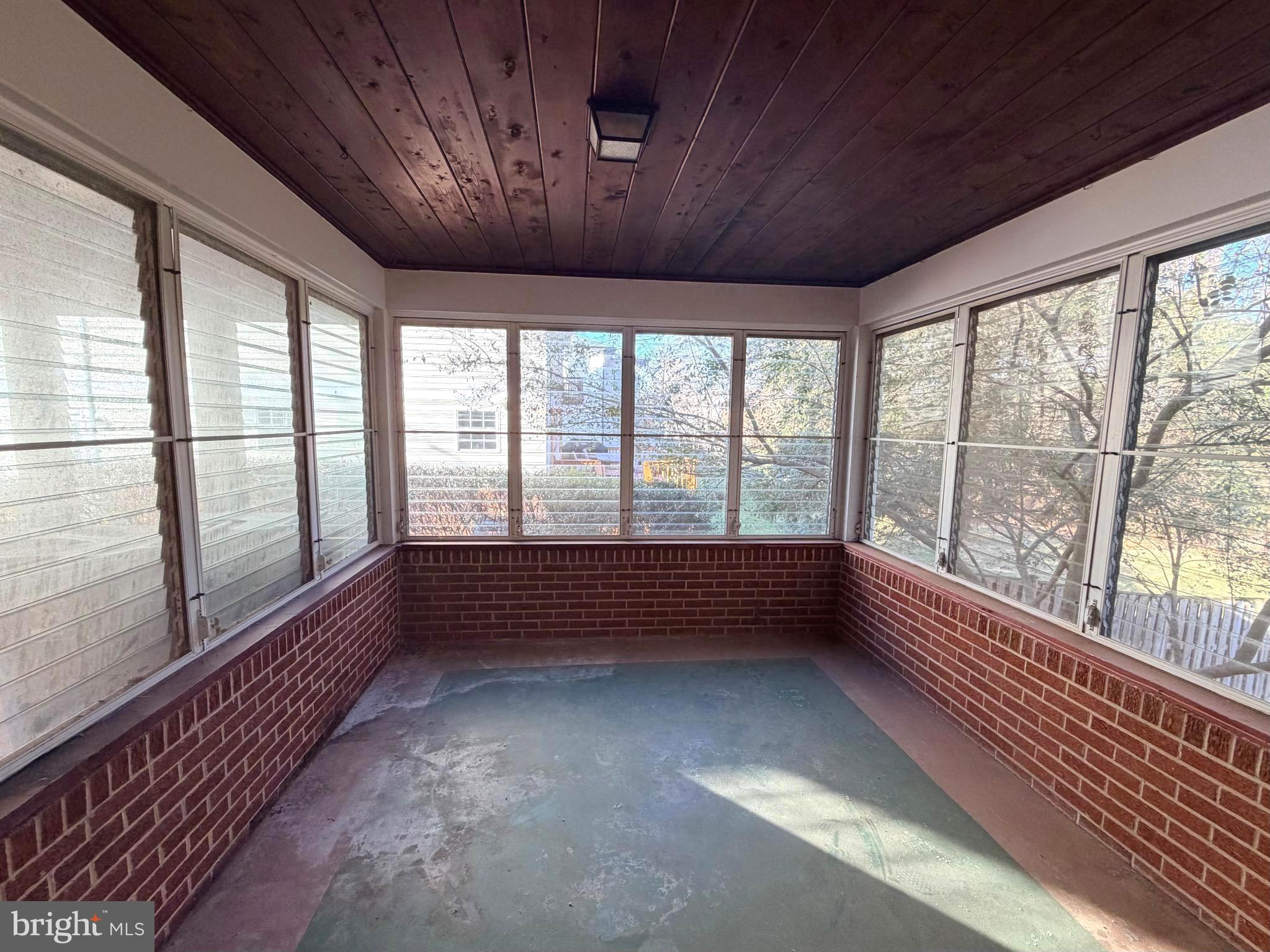 BIRCHWOOD - Residential