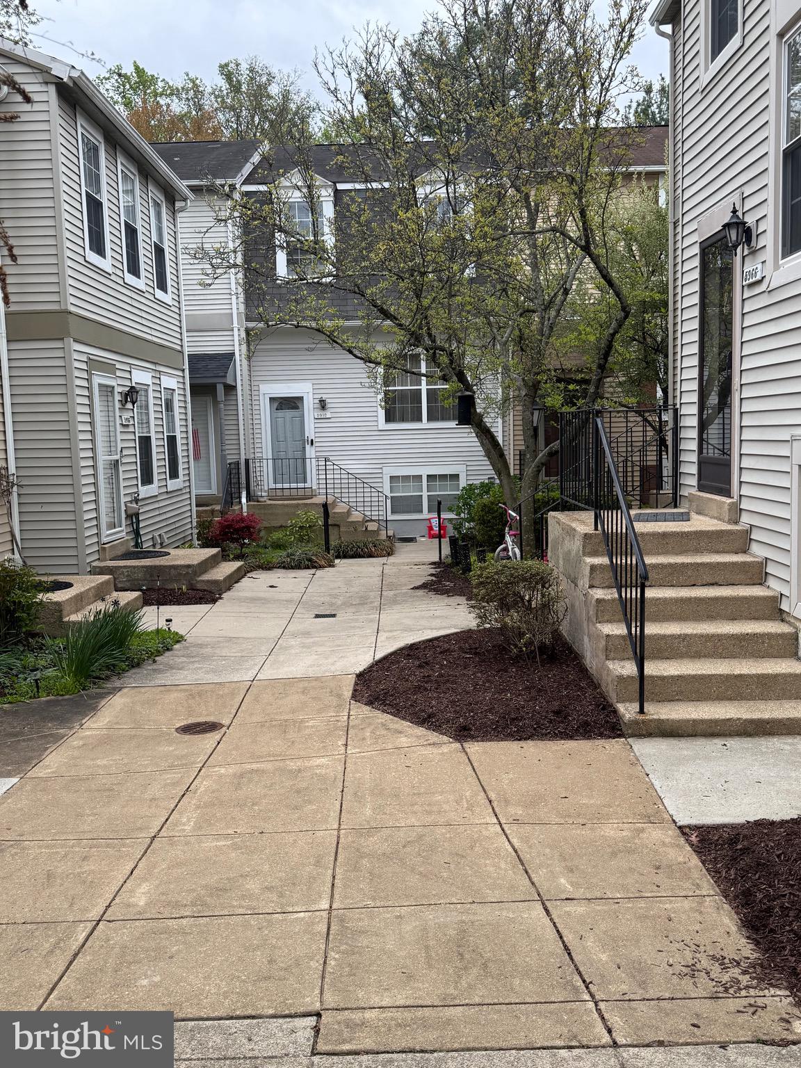 BURKE CENTRE CONSERVANCY - Residential Lease