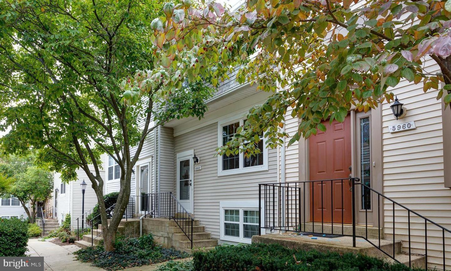 BURKE CENTRE CONSERVANCY - Residential Lease