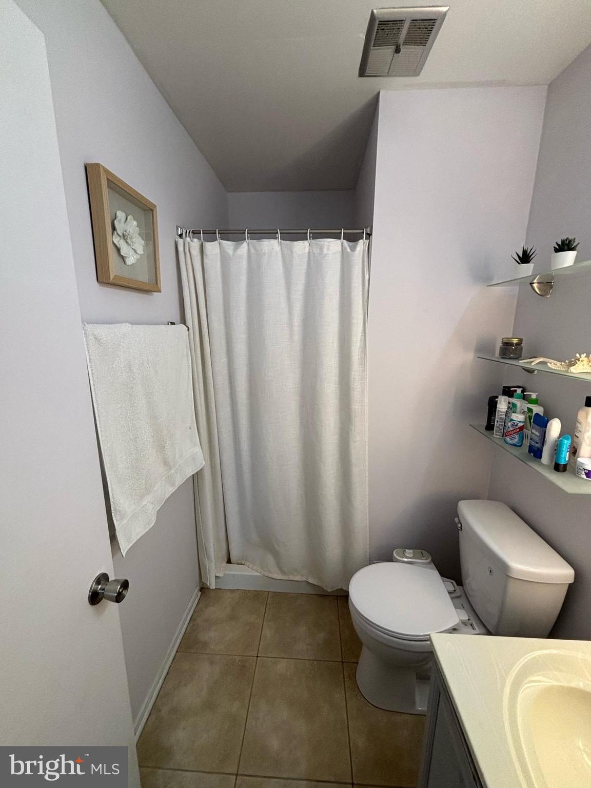 BURKE CENTRE CONSERVANCY - Residential Lease