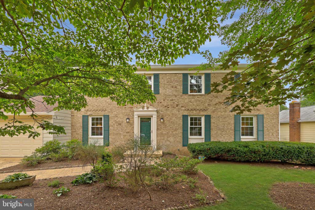 Photo of 4509 Wakefield Chapel Road, ANNANDALE, VA 22003 (MLS # VAFX2328706)