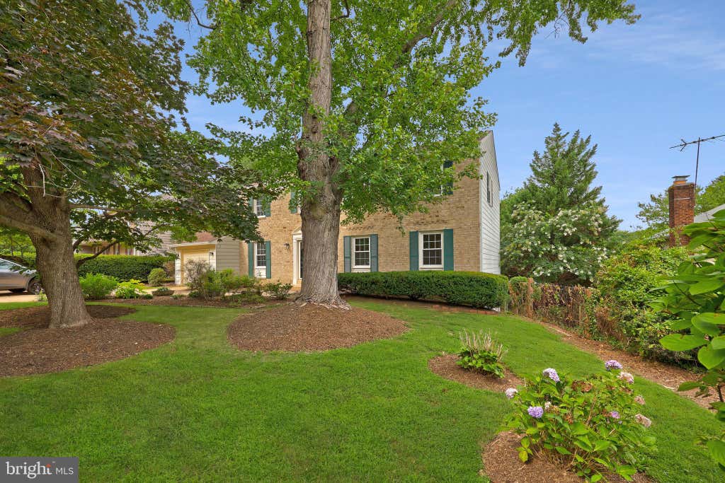 Photo of 4509 Wakefield Chapel Road, ANNANDALE, VA 22003 (MLS # VAFX2328706)