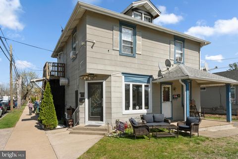 Photo of 201 Rancocas Avenue, RIVERSIDE, NJ 08075 (MLS # NJBL2107642)