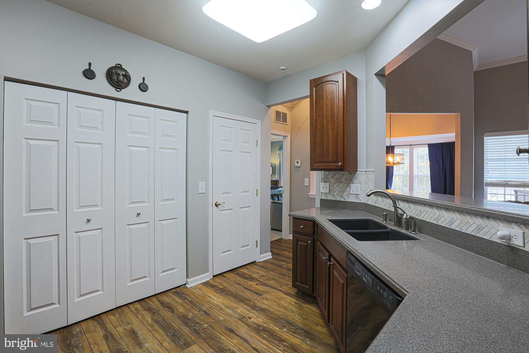 HEARTHSTONE AT VILLAGE SQUARE - Residential