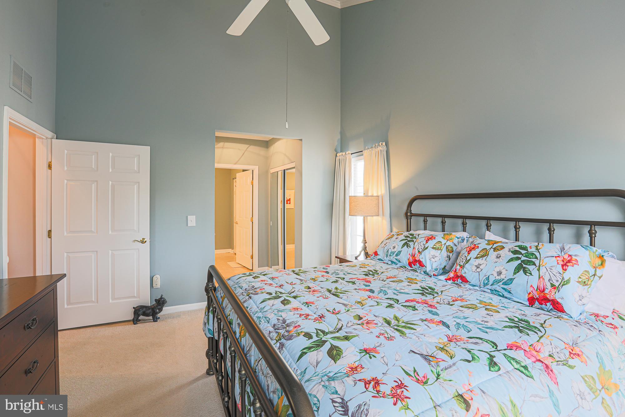 HEARTHSTONE AT VILLAGE SQUARE - Residential