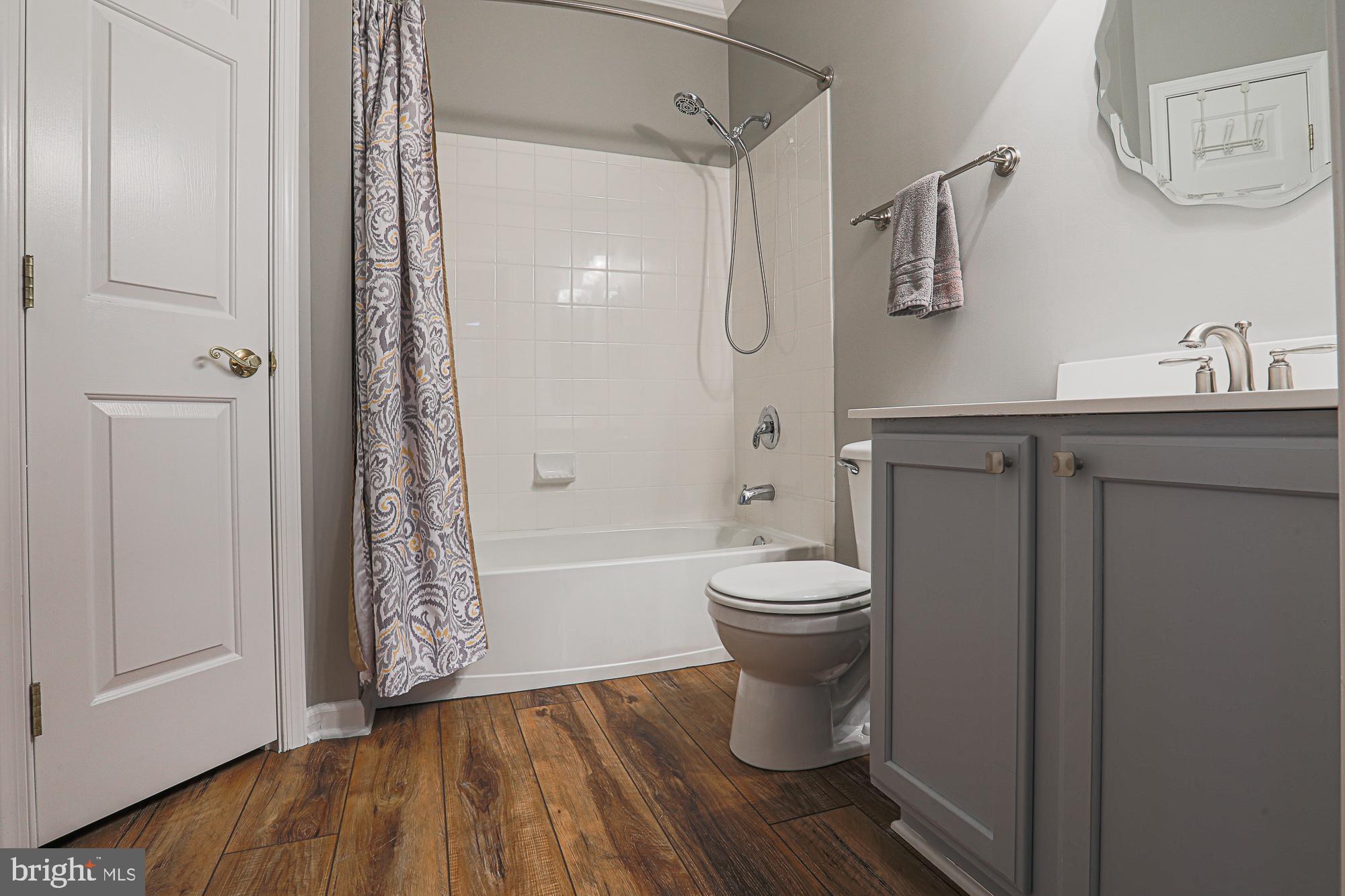 HEARTHSTONE AT VILLAGE SQUARE - Residential