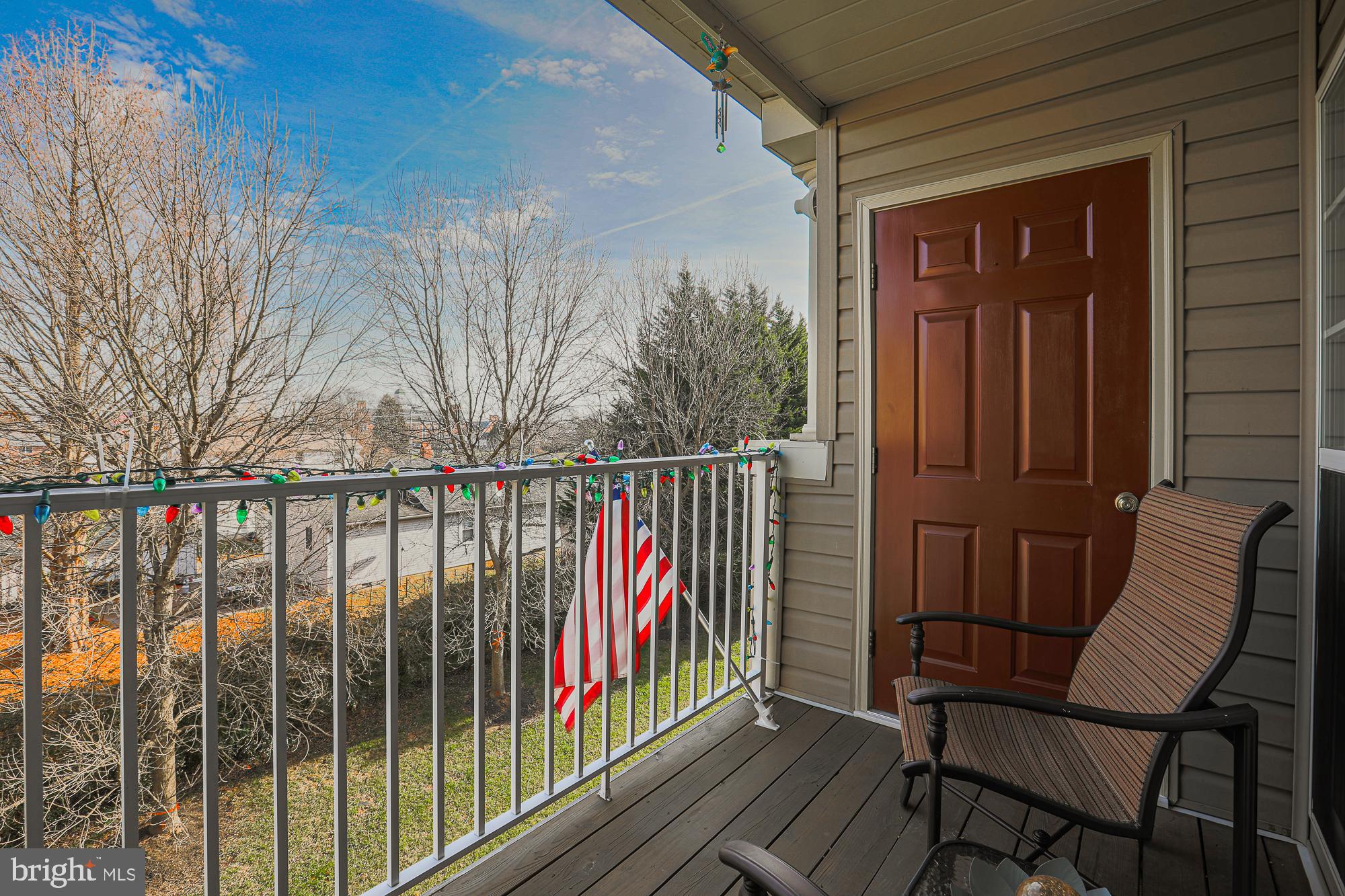 HEARTHSTONE AT VILLAGE SQUARE - Residential